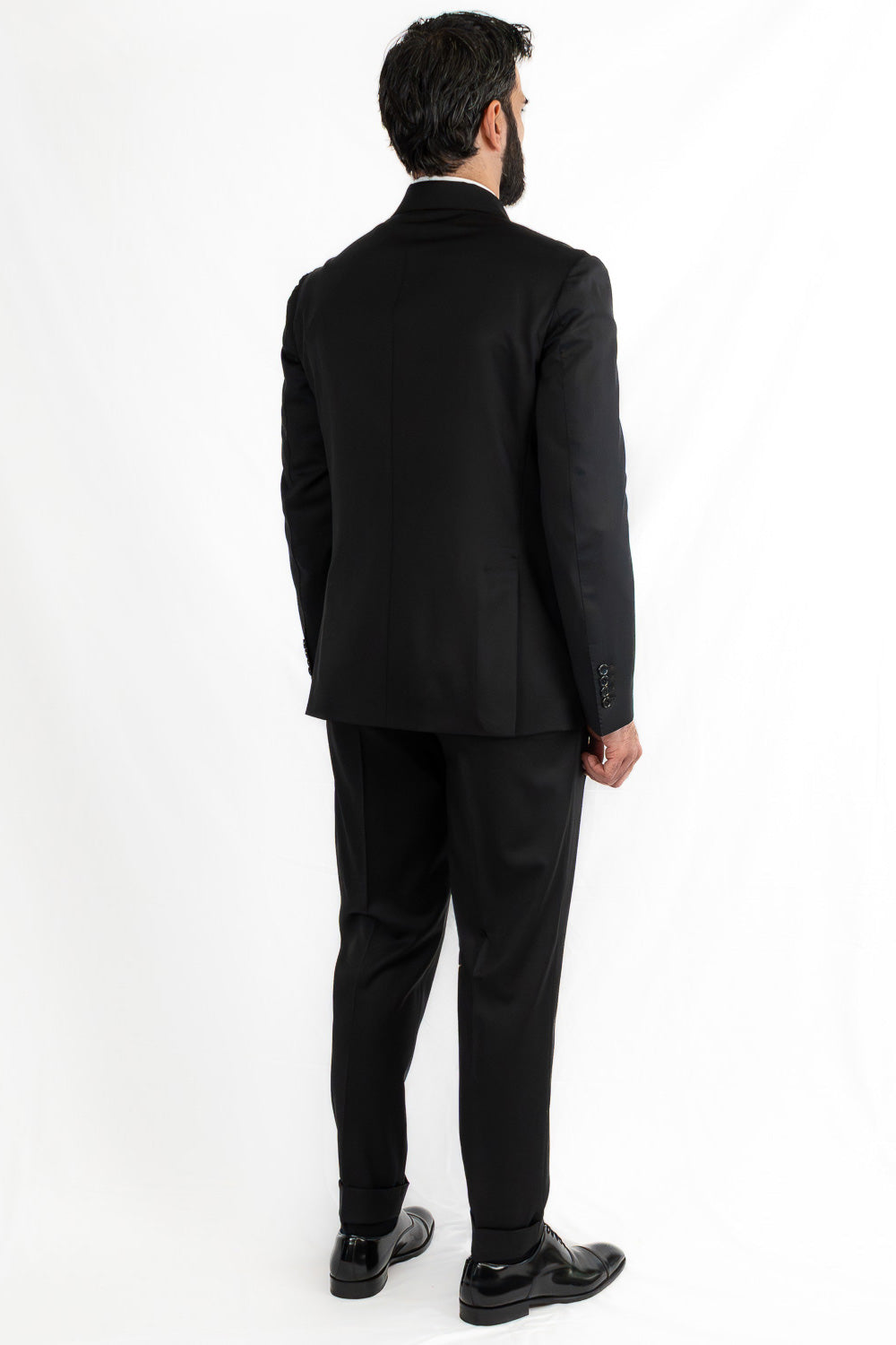 Abito nero doppiopetto uomo fresco lana super 130's  TessutiVitale Barberis Canonico completamente sfoderato con Rever a lancia e tasche a filetto