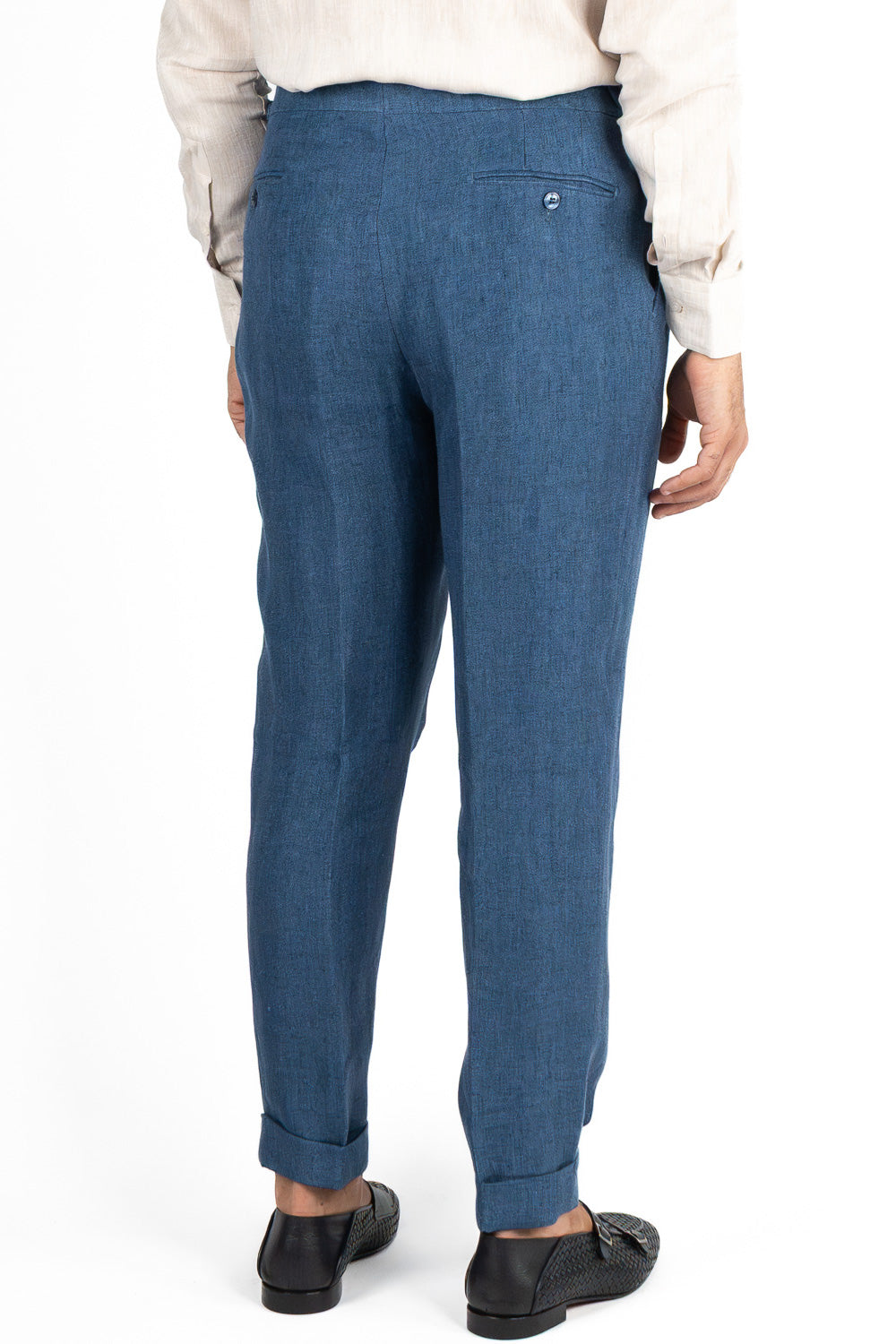 Abito uomo Monopetto blu denim medio in lino e seta sfoderata Rever classico 11 cm tasche a toppe e pantalone vita alta con fibbie laterali