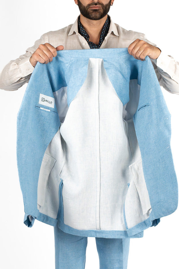 Abito uomo Monopetto blu denim chiaro in lino e seta sfoderata Rever classico 11 cm tasche a toppe e pantalone vita alta con fibbie laterali