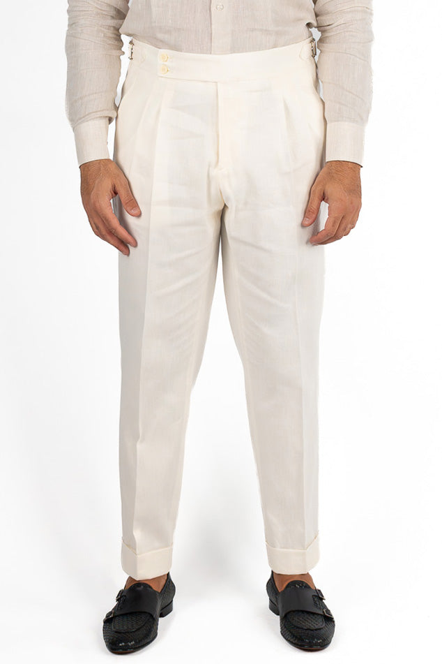 Abito uomo Monopetto panna in lino, cotone ed elastan  sfoderata Rever classico 11 cm tasche a toppe e pantalone vita alta con fibbie laterali