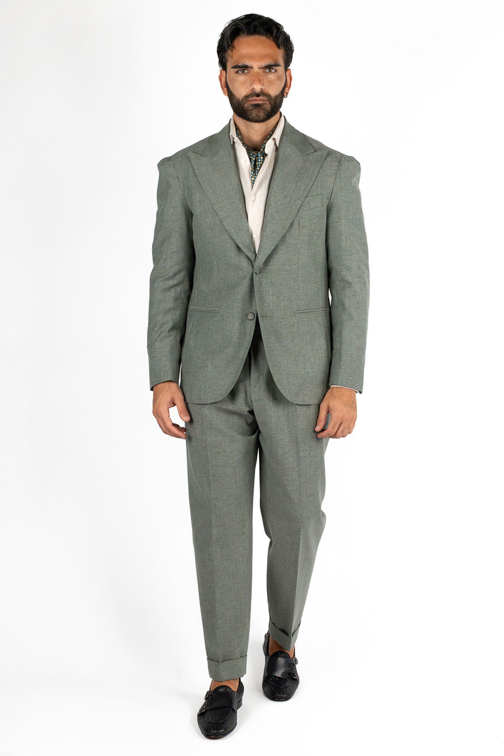 Abito uomo Monopetto verde in lino cotone Rever classico 11 cm tasche a toppe e pantalone vita alta con fibbie laterali