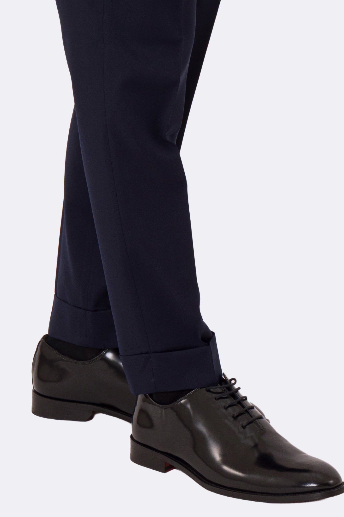 Pantalone blu navy con passanti uomo in fresco lana super 110's Tessuti in esclusiva Sartoria Carillo tasca america risvolto 5cm