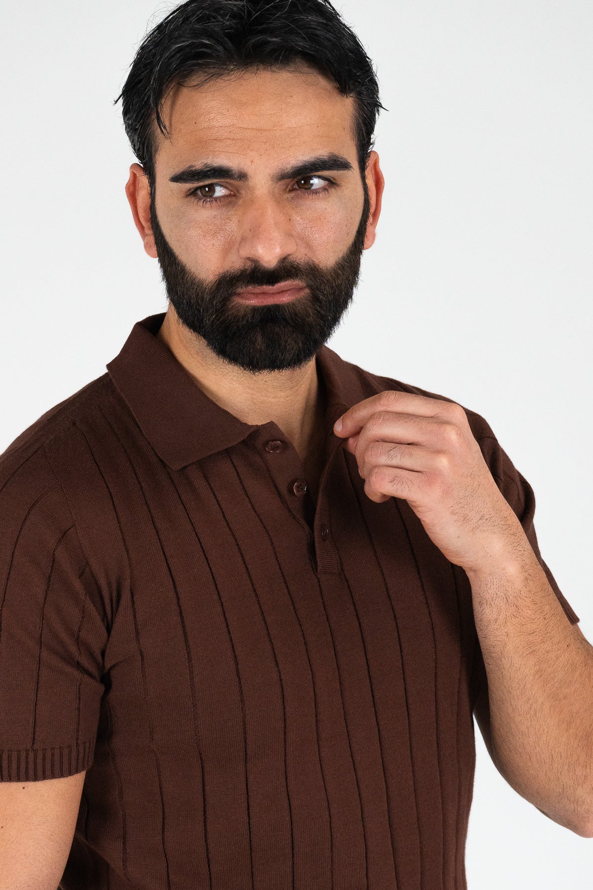 Polo mezze maniche Marrone a coste 100% cotone finezza 12 con elastici sulle maniche e sul fondo di filo tinta unita da uomo made in italy
