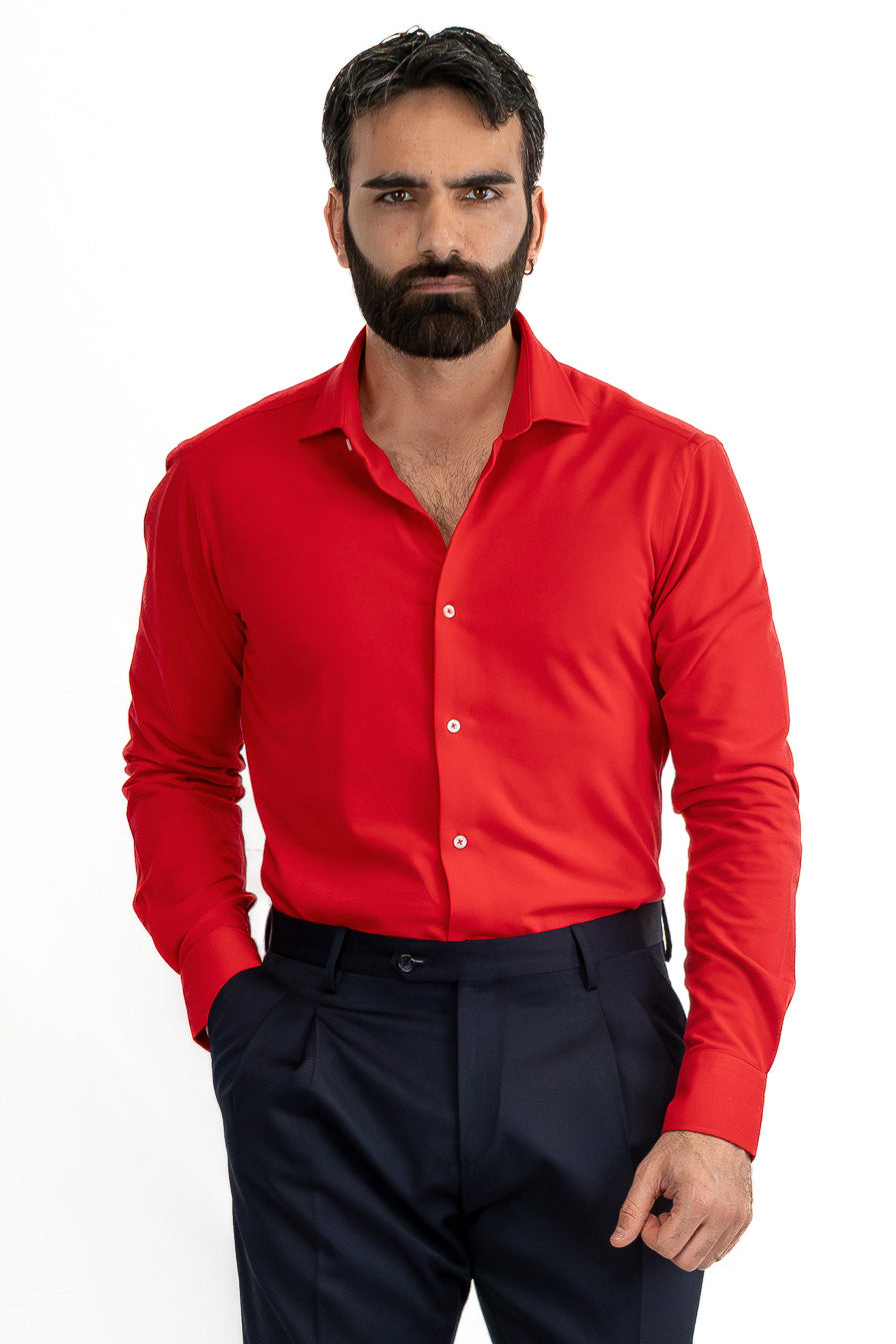Camicia Uomo rossa in piquet slim fit cotone 100% Collo semi francese tinta unita sartoriale.