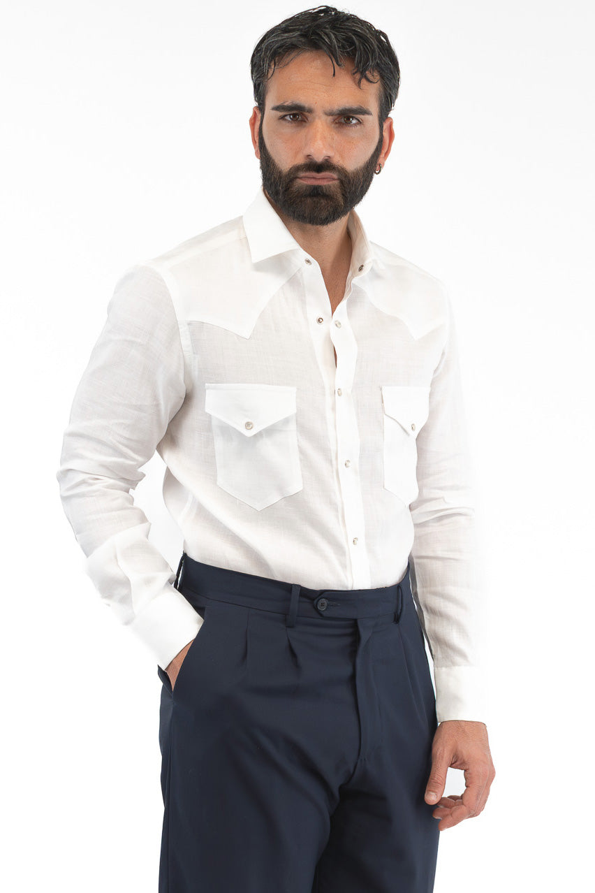 Camicia Uomo bianca modello texana in lino 100% made in italy collo semi francese morbido chiusura bottoni a pressione effetto madreperla con tasche sul davanti