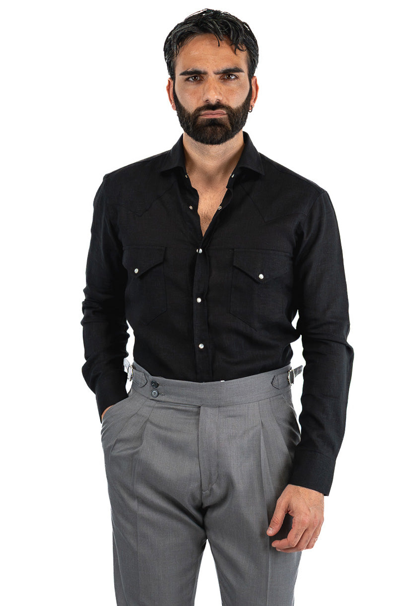 Camicia Uomo nera modello texana in lino 100% made in italy collo semi francese morbido chiusura bottoni a pressione effetto madreperla con tasche sul davanti