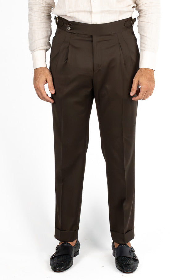Pantalone marrone vita alta uomo fresco lana super 110's Sartoria Carillo Tessuti con fibbie laterali e risvolto 5cm