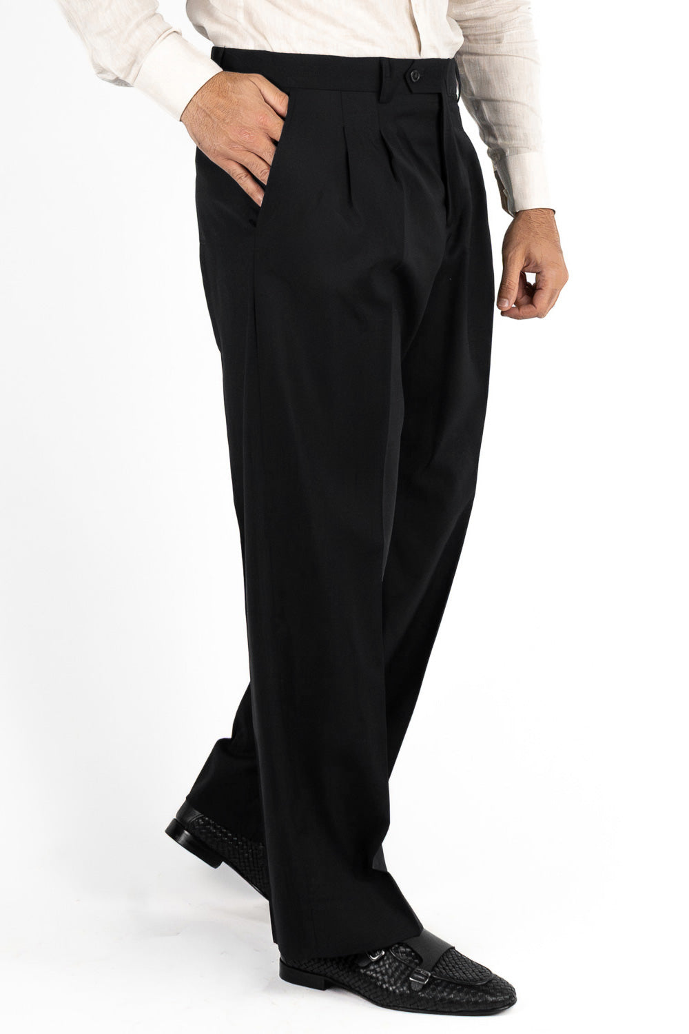 Pantalone japan nero con passanti uomo in fresco lana super 110's Tessuti in esclusiva Sartoria Carillo vita alta doppia pinces