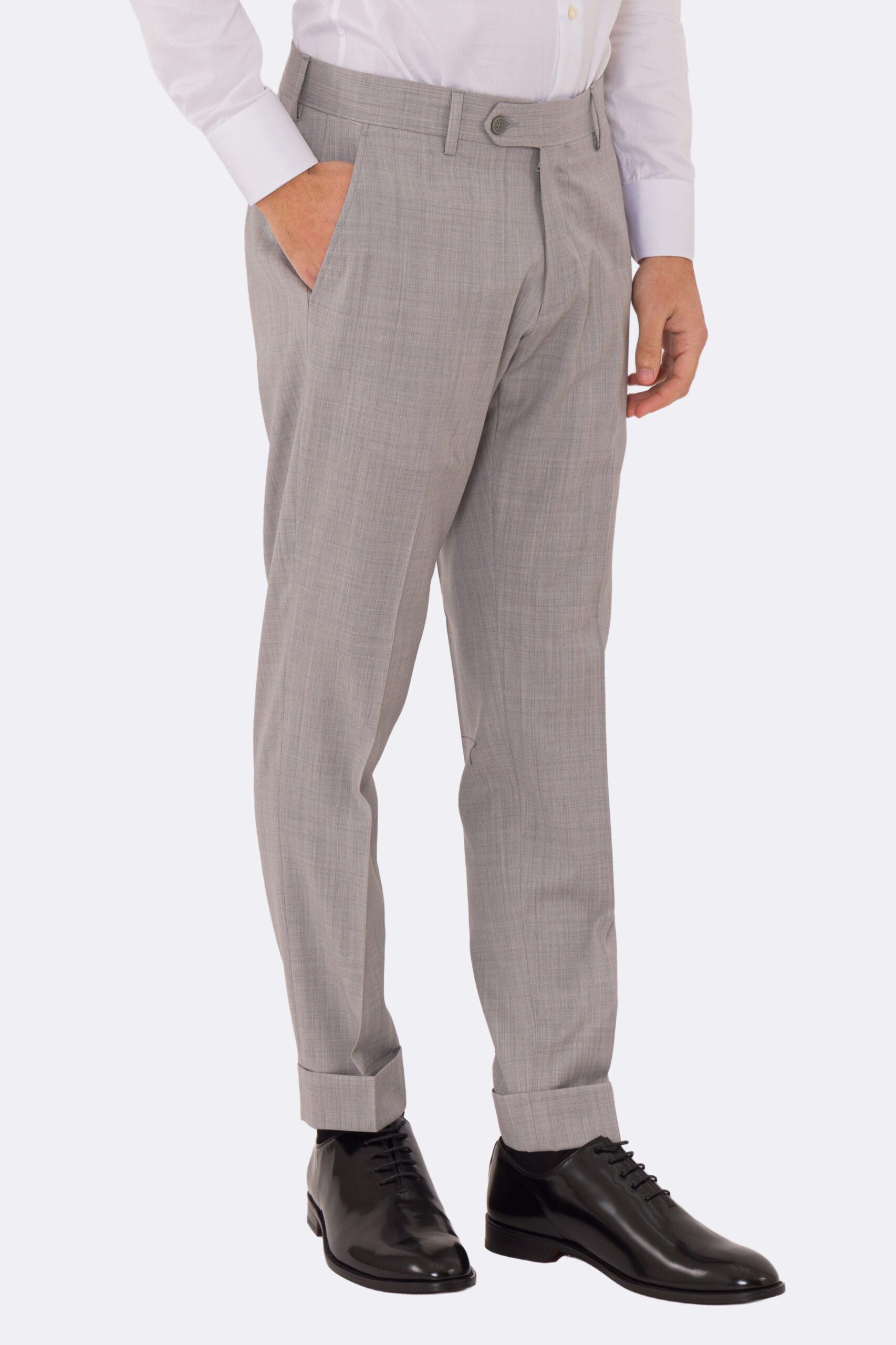 Abito uomo Doppiopetto grigio chiaro fresco lana super 110's Tessuti in esclusiva Sartoria Carillo completamente sfoderato con Rever a lancia e tasche a filetto