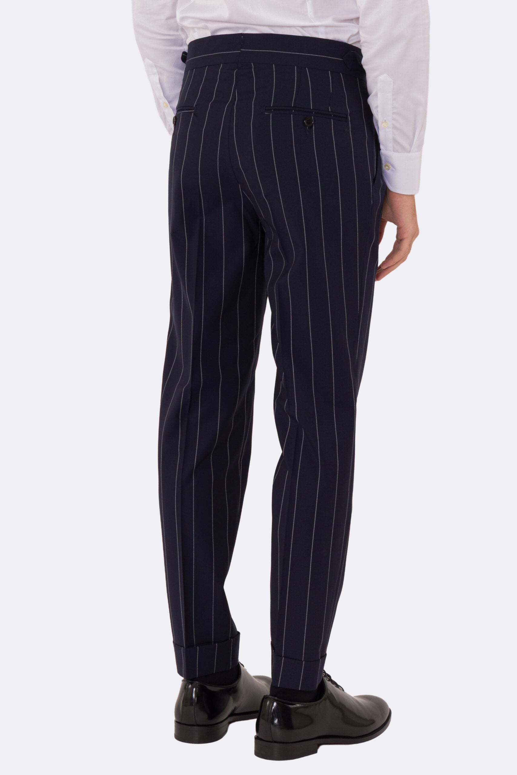 Abito uomo Monopetto blu gessato bianco fresco lana super 110's Tessuti in esclusiva Sartoria Carillo completamente sfoderato con Rever a lancia e tasche a filetto