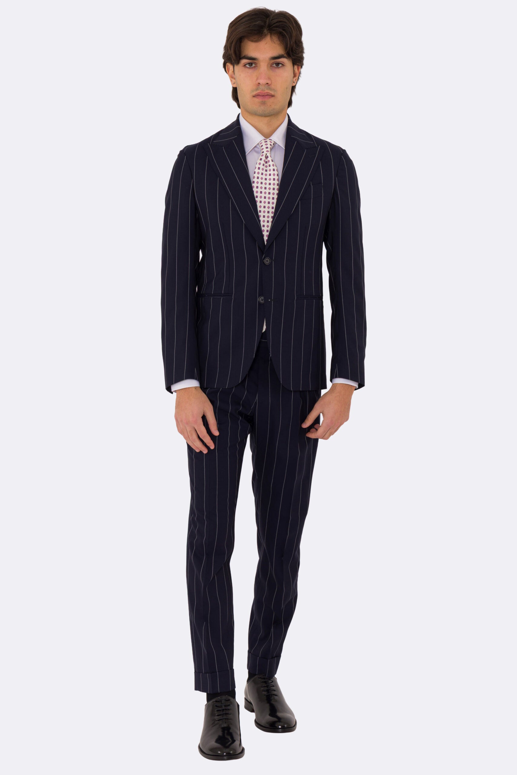 Abito uomo Monopetto blu gessato bianco fresco lana super 110's Tessuti in esclusiva Sartoria Carillo completamente sfoderato con Rever a lancia e tasche a filetto