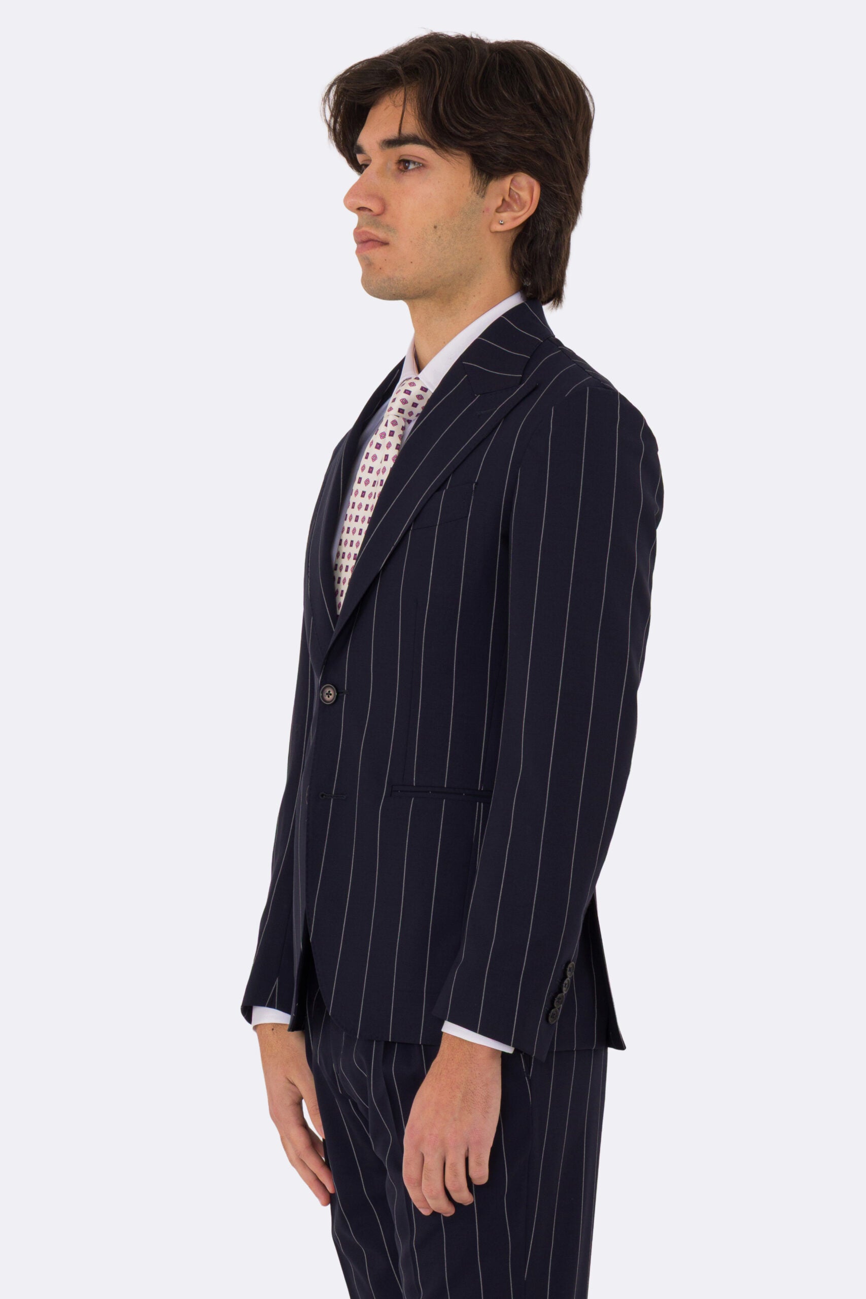 Abito uomo Monopetto blu gessato bianco fresco lana super 110's Tessuti in esclusiva Sartoria Carillo completamente sfoderato con Rever a lancia e tasche a filetto