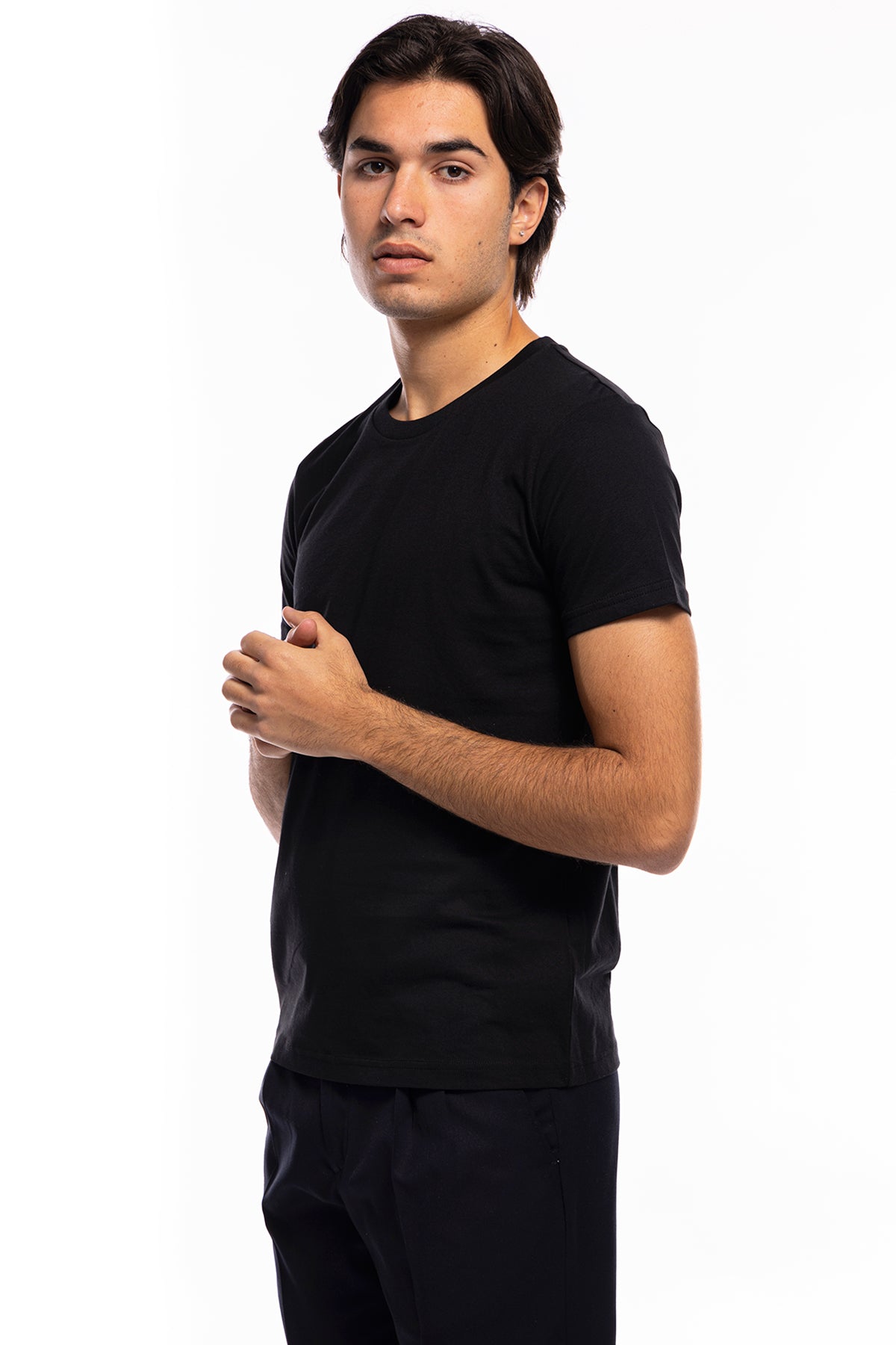 T-shirt da uomo in cotone nera organico tinta unita regular fit elasticizzata girocollo