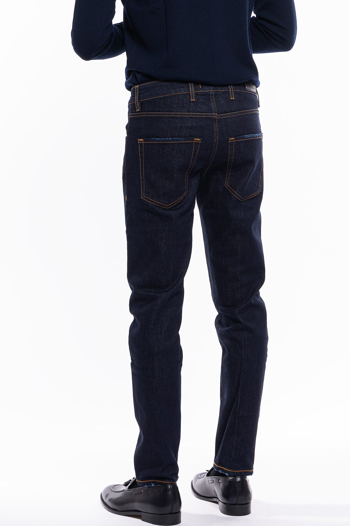 Jeans uomo slim lavaggio zero modello 5 tasche cuciture in contrasto made in italy