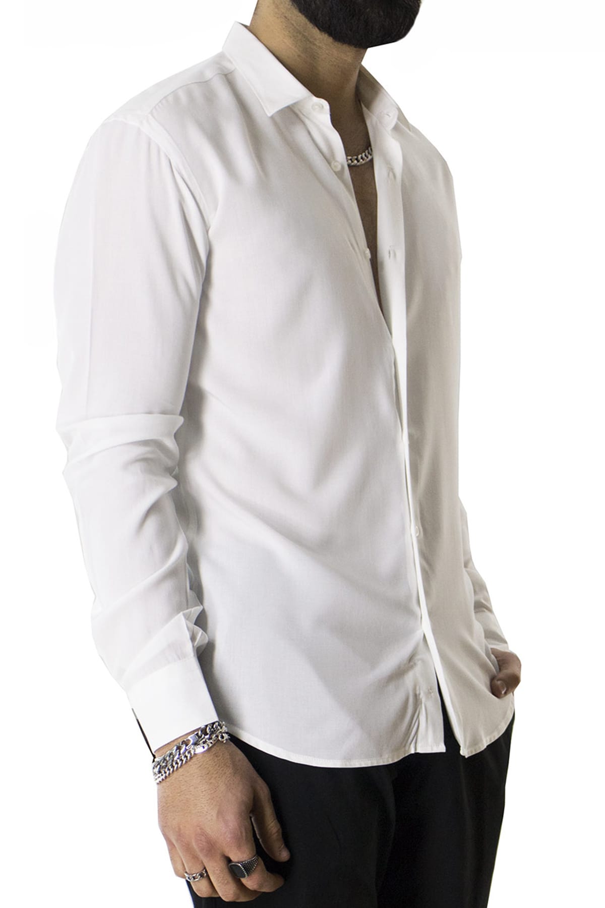 Camicia Uomo Casual In Viscosa effetto seta vestibilita comoda Collo Italiano Piccolo.