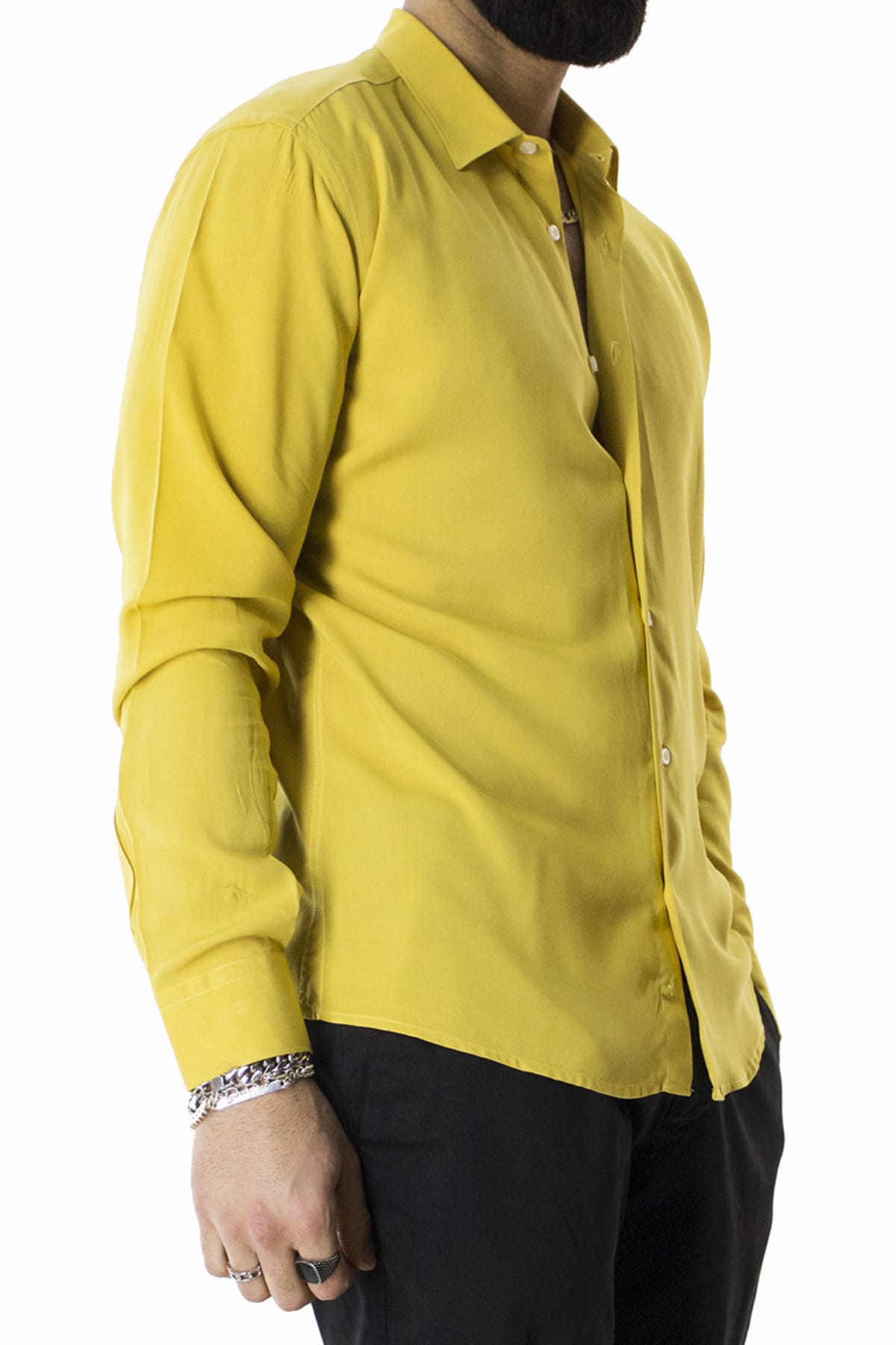 Camicia Uomo Casual In Viscosa effetto seta vestibilita comoda Collo Italiano Piccolo.