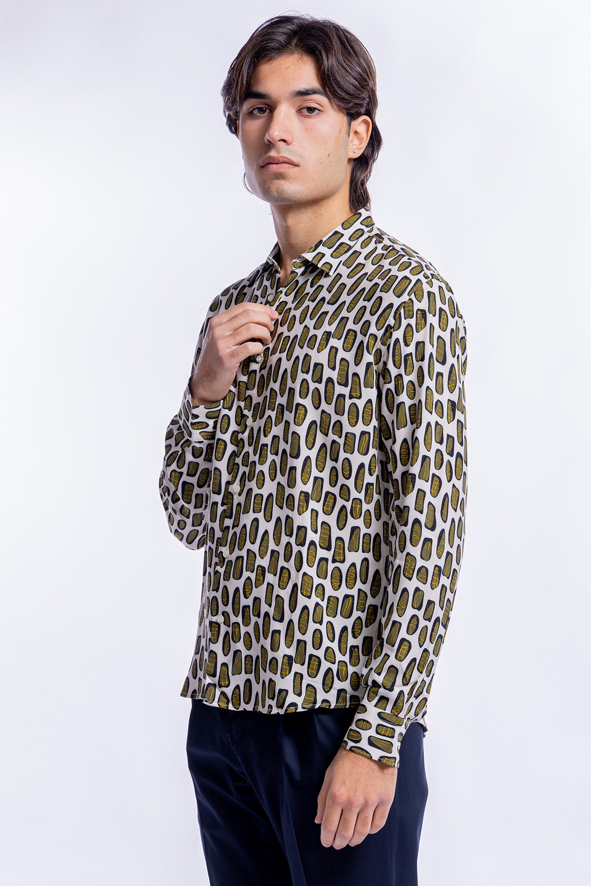 Camicia Uomo In Viscosa fantasia Macchie Verdi vestibilita comoda Collo Italiano