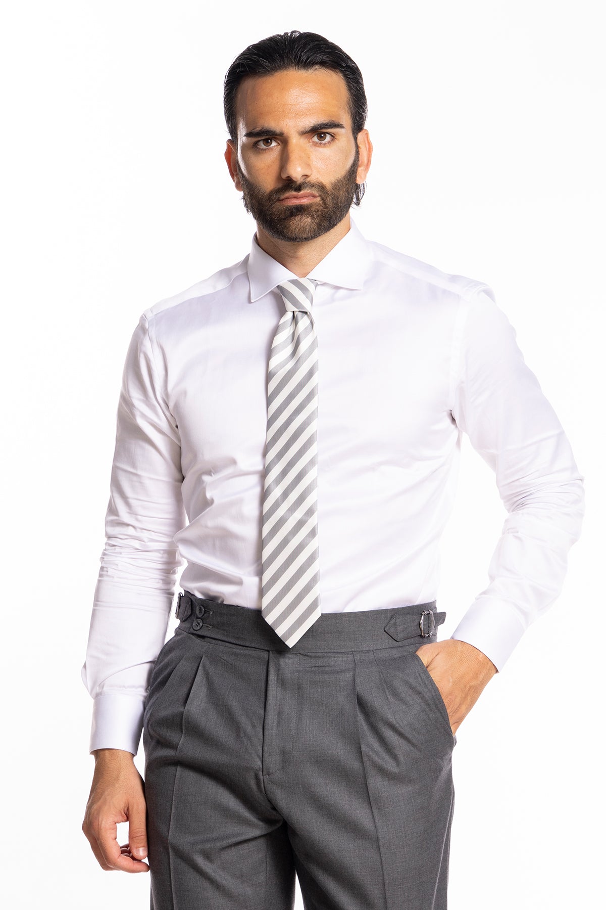 Cravatta uomo grigia righe diagonali bianche 8cm di larghezza made in italy