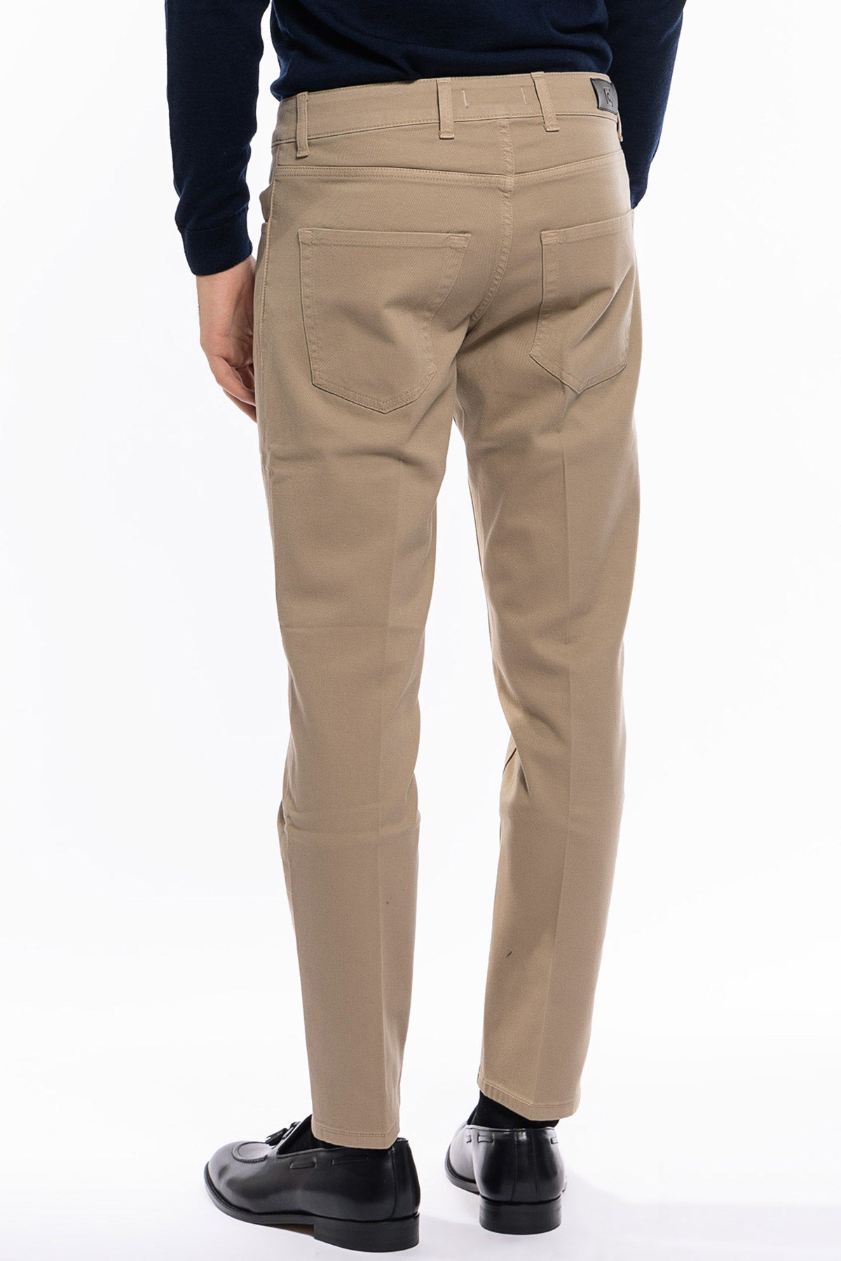 Jeans uomo beige tinta unita modello 5 tasche slim fit made in italy