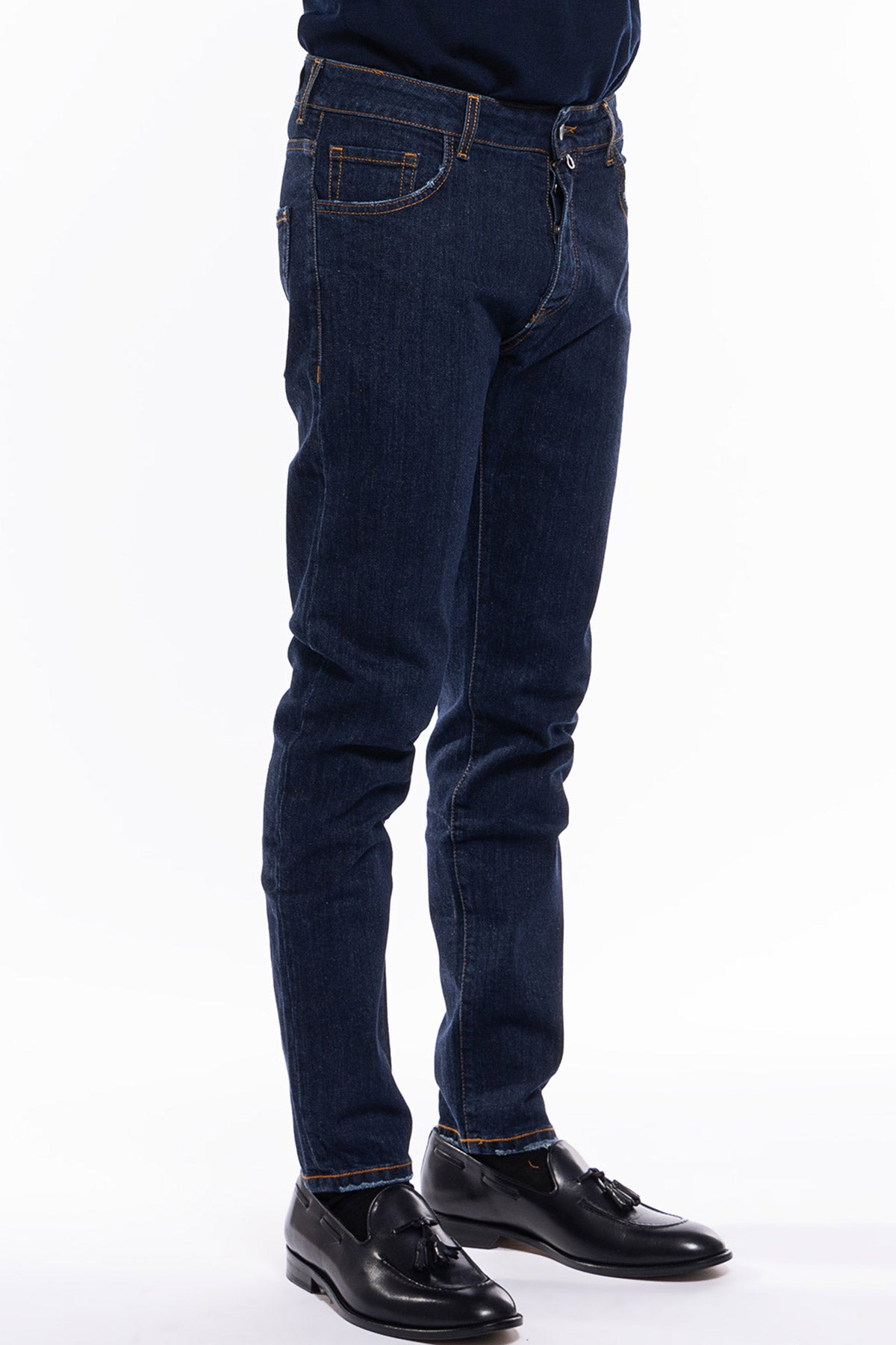 Jeans uomo lavaggio zero tinta unita modello 5 tasche slim fit made in italy