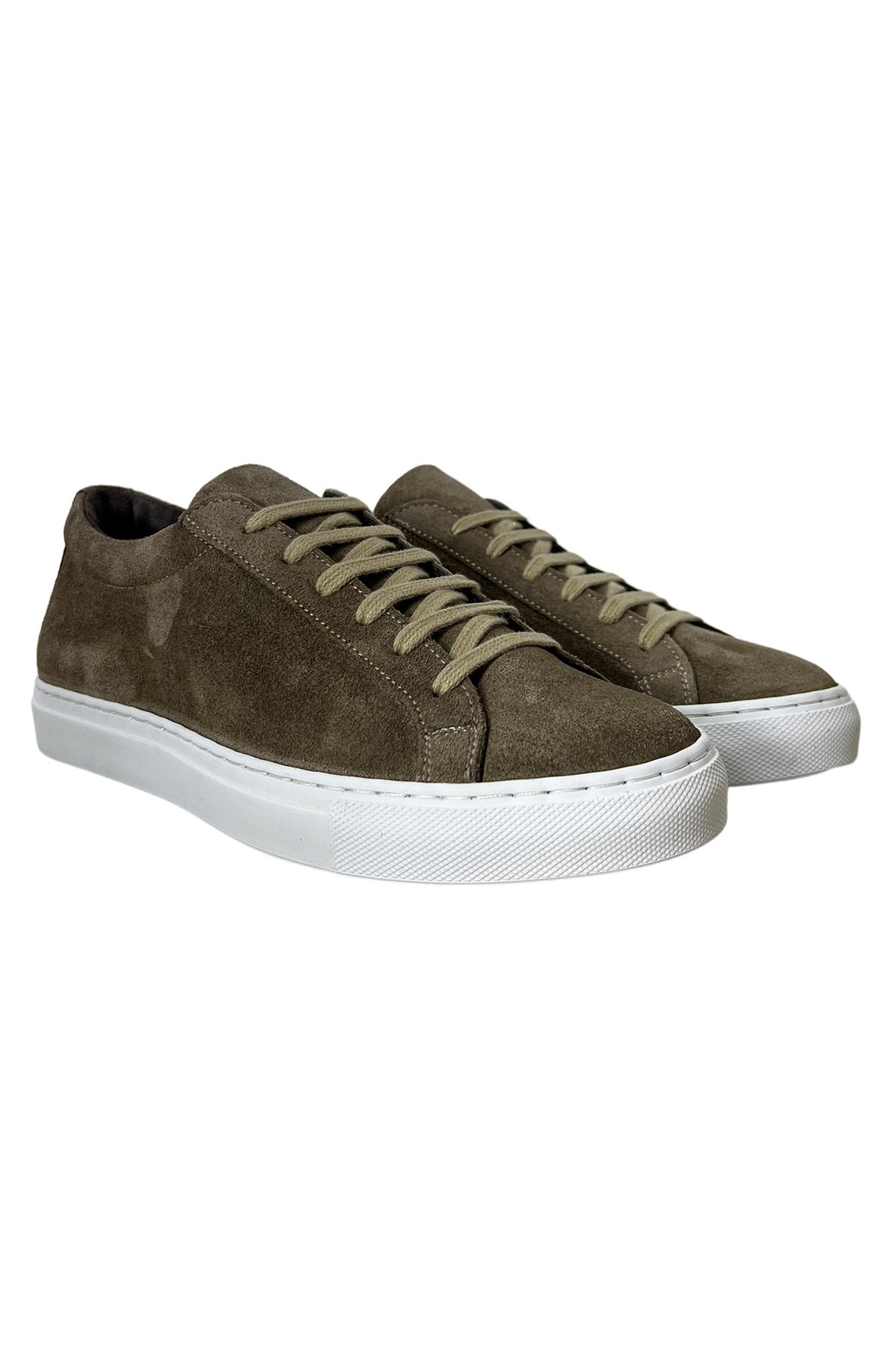 Sneakers uomo fango in camoscio con suola in gomma bianca made in italy