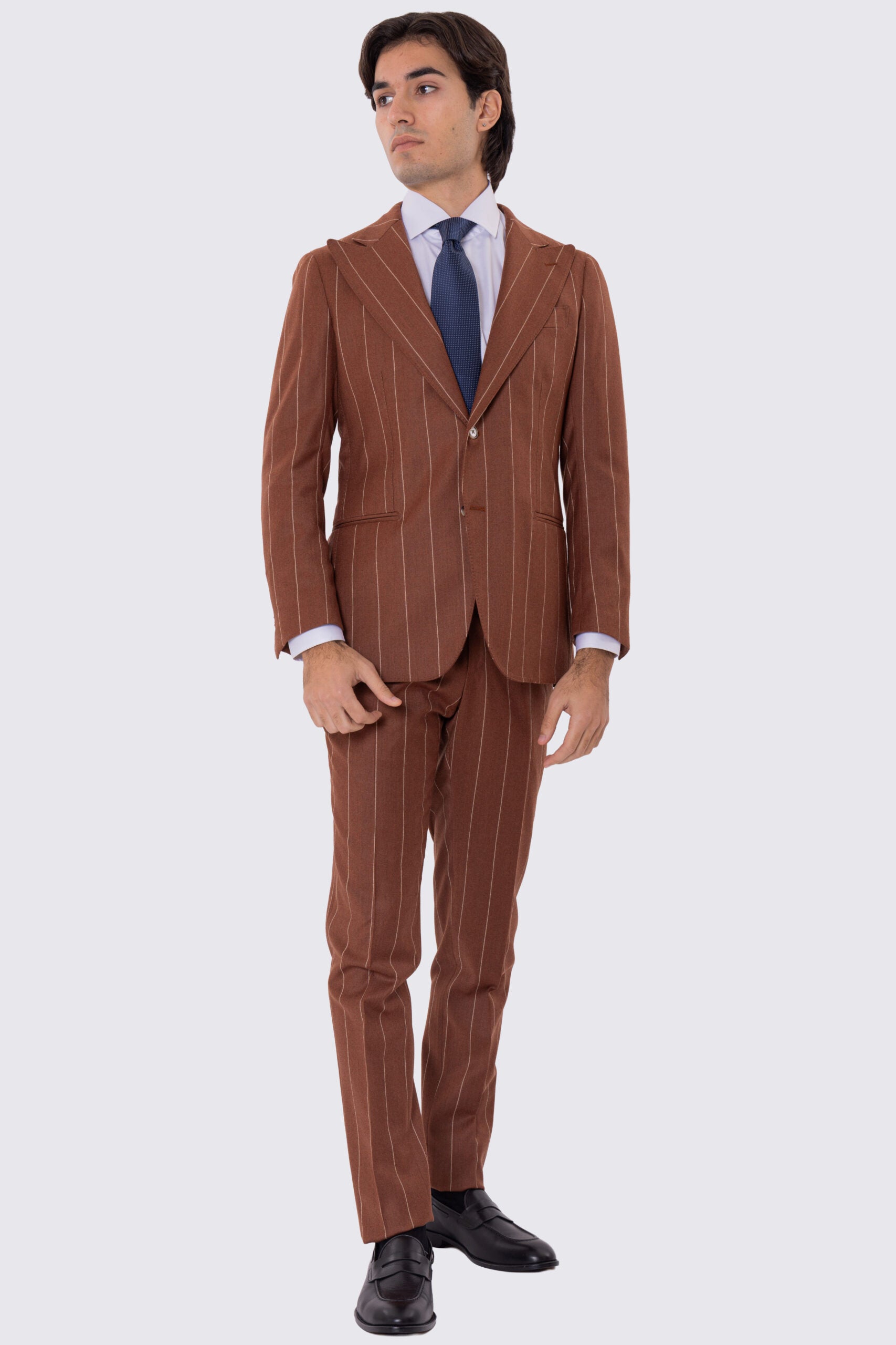 Abito uomo gessato semi intelato  sartoriale in pura lana e cashmere  slim fit