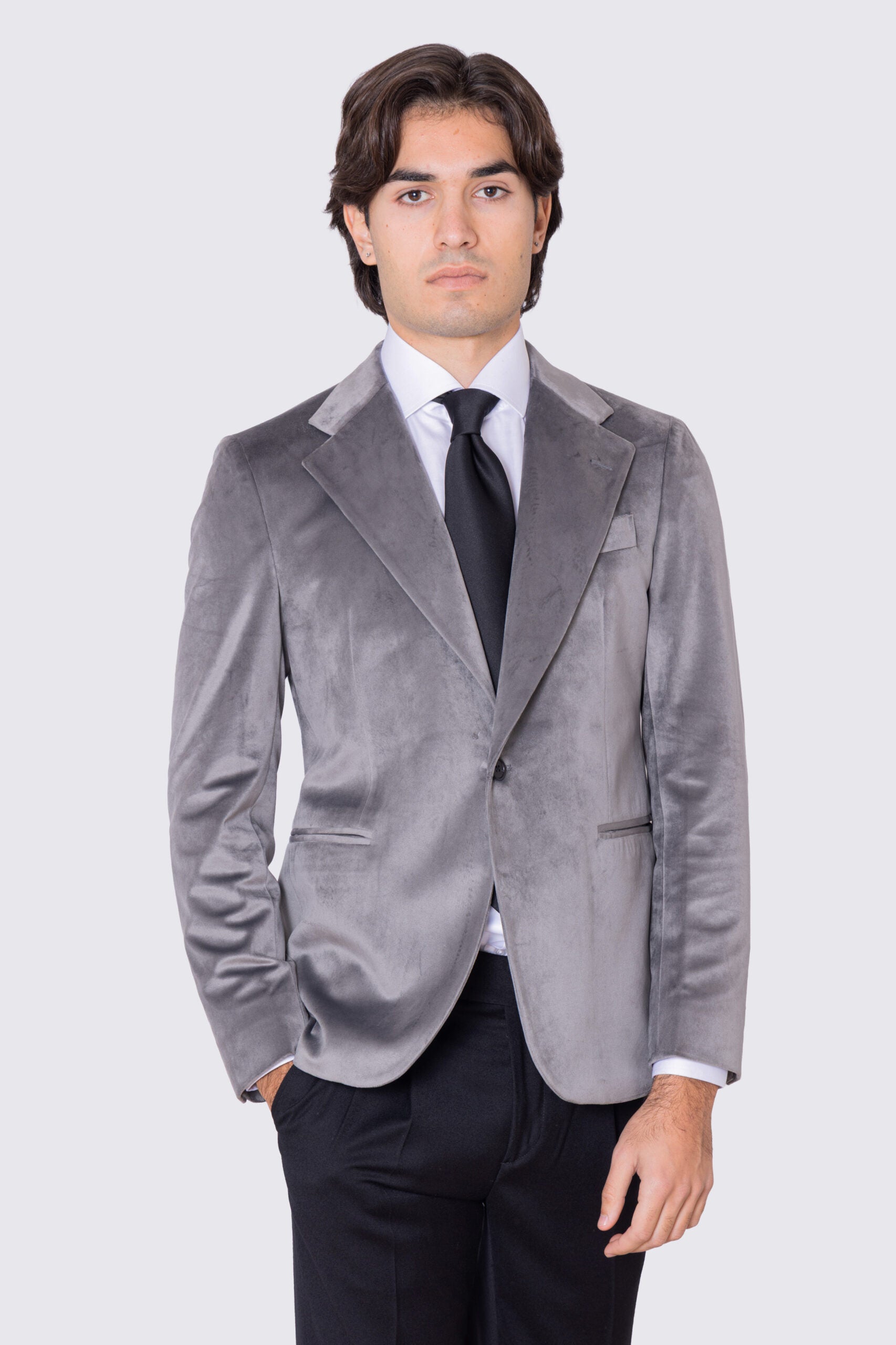 Giacca uomo monopetto grigio chiaro in velluto liscio sartoriale slim fit rever largo