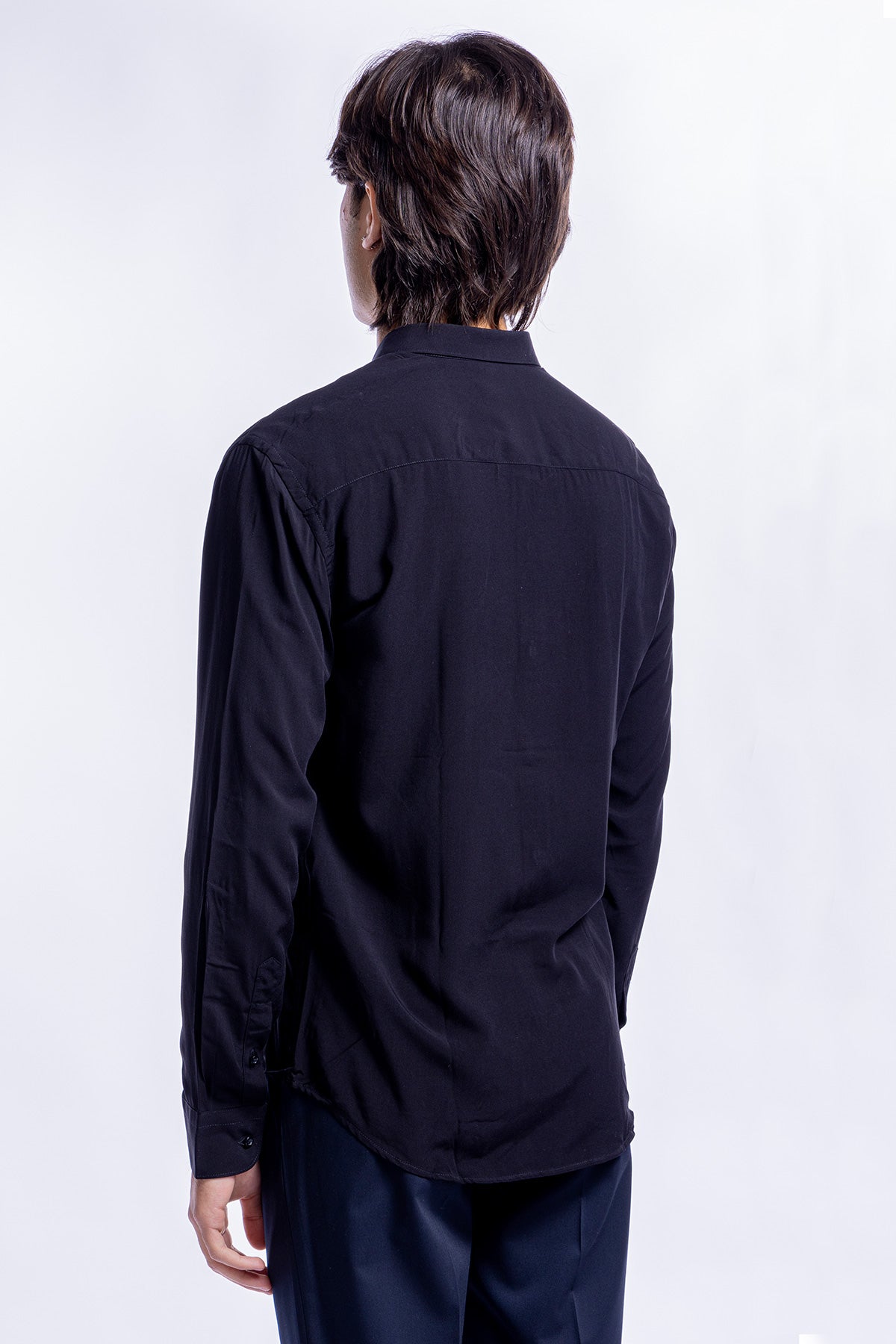 Camicia Uomo Casual In Viscosa effetto seta vestibilita comoda Collo Italiano Piccolo.
