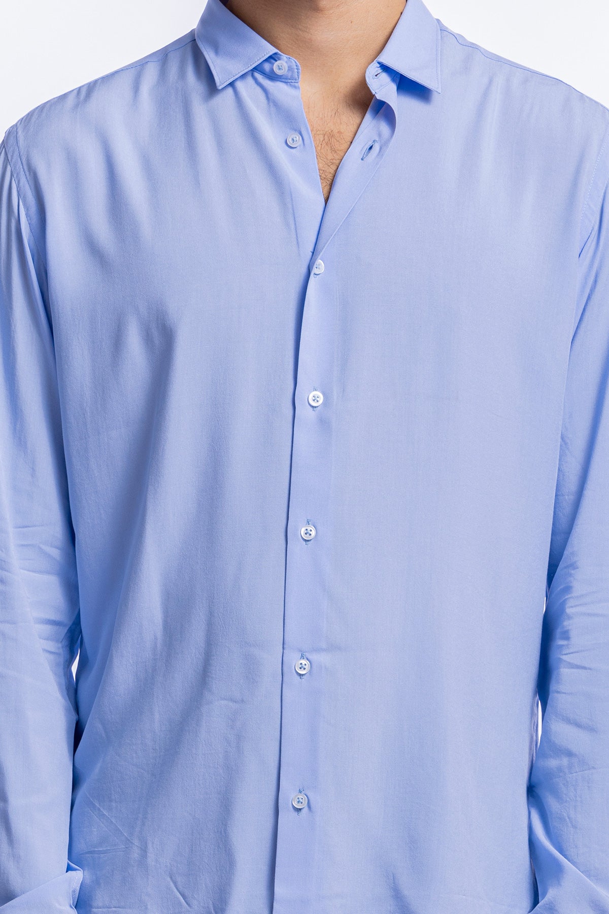 Camicia Uomo Casual In Viscosa effetto seta vestibilita comoda Collo Italiano Piccolo.