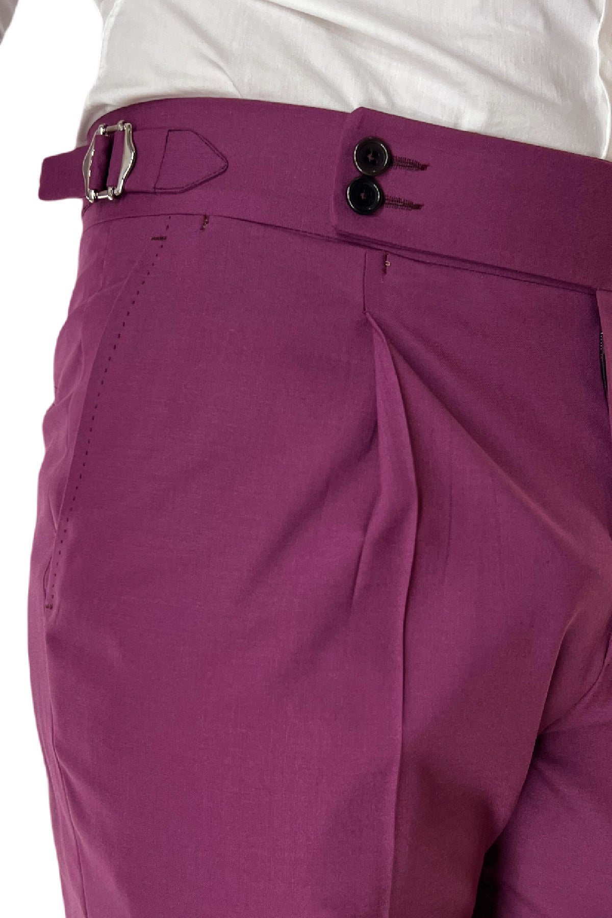 Pantalone uomo vinaccia in fresco lana 100's Holland & Sherry vita alta con pinces fibbie laterali e risvolto 4cm