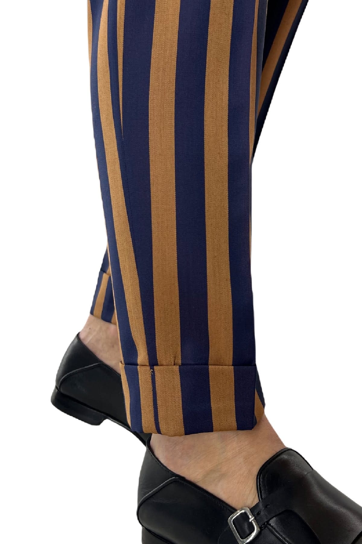 Pantalone uomo arancio riga blu in fresco lana 120's Holland & Sherry vita alta con pinces fibbie laterali e risvolto 4cm