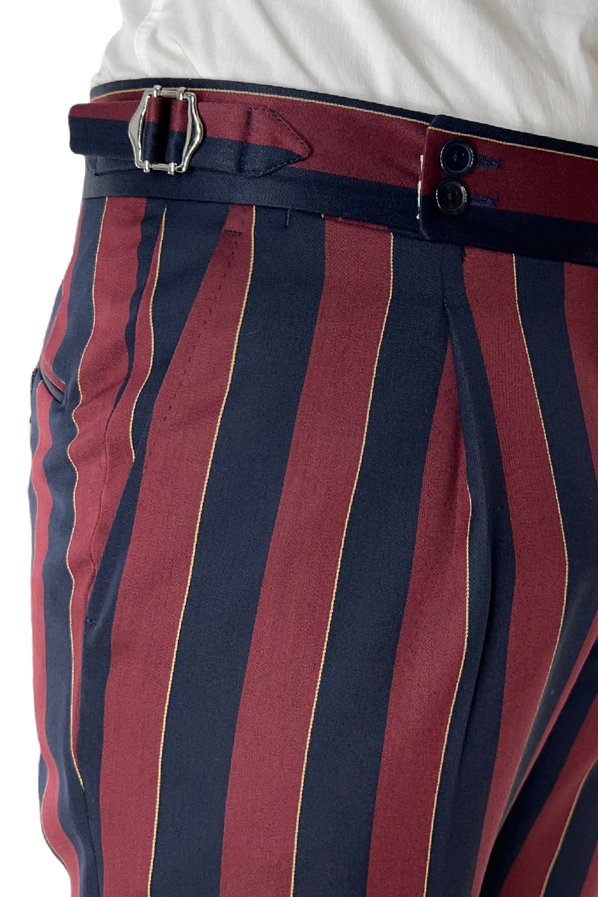 Pantalone uomo bordeaux riga blu in fresco lana 120's Holland & Sherry vita alta con pinces fibbie laterali e risvolto 4cm