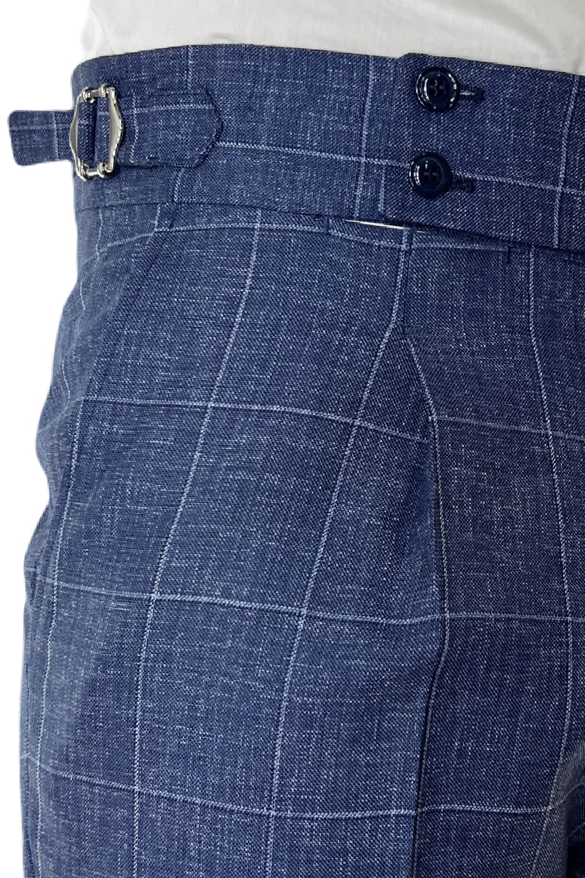 Pantalone uomo blu denim fantasia quadri fresco lana 250 grammi vita alta con pinces fibbie laterali e risvolto 4cm