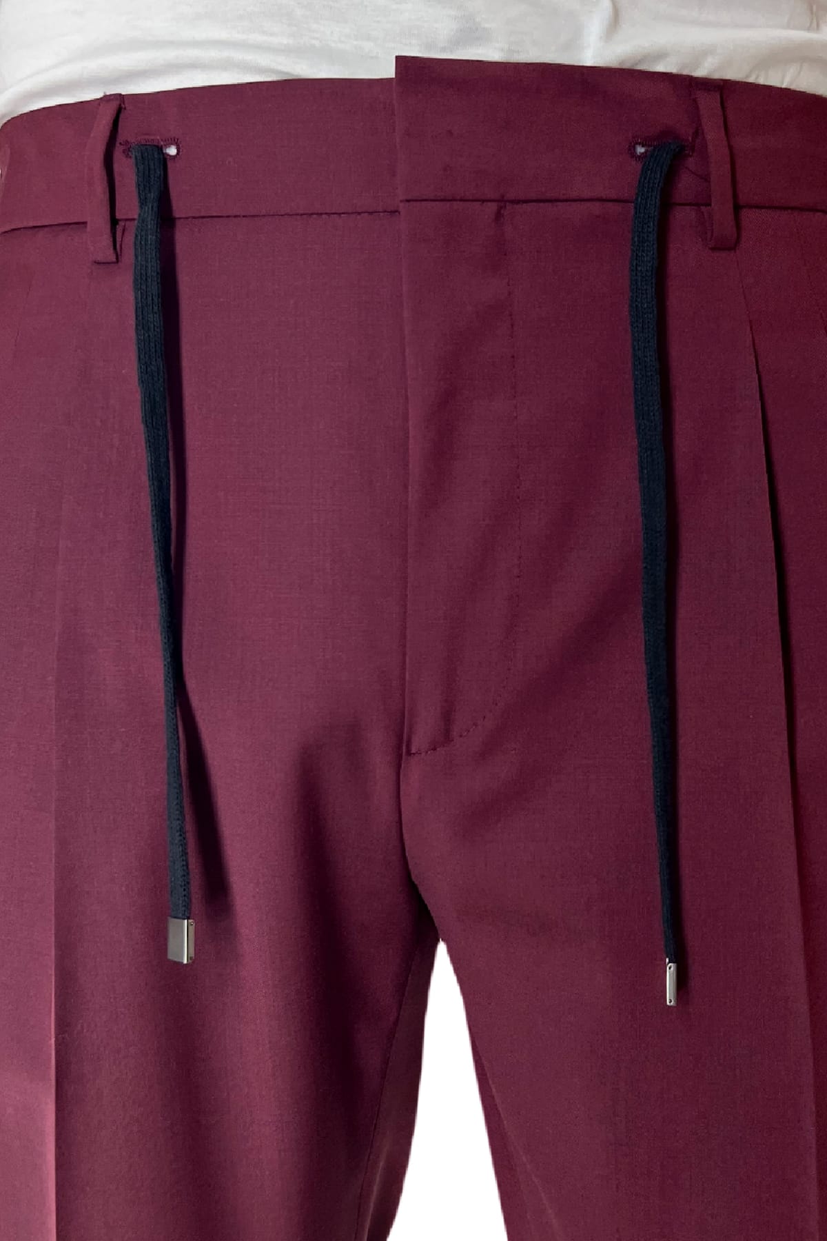 Pantalaccio uomo bordeaux in fresco lana tasca america con doppia pence e laccio in vita risvolto 4cm