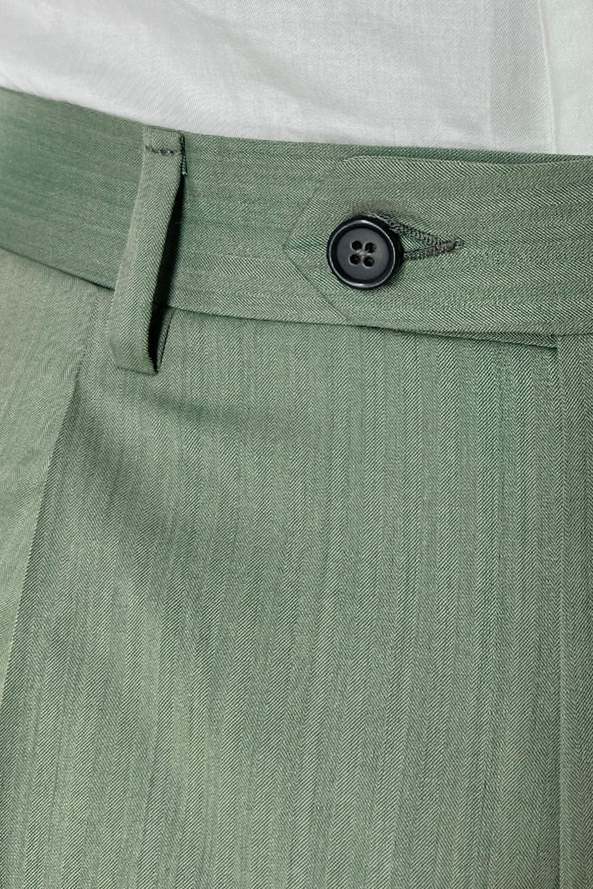 Pantalone uomo verde Solaro in fresco lana e seta Holland & Sherry vita alta con una pinces e risvolto 4cm