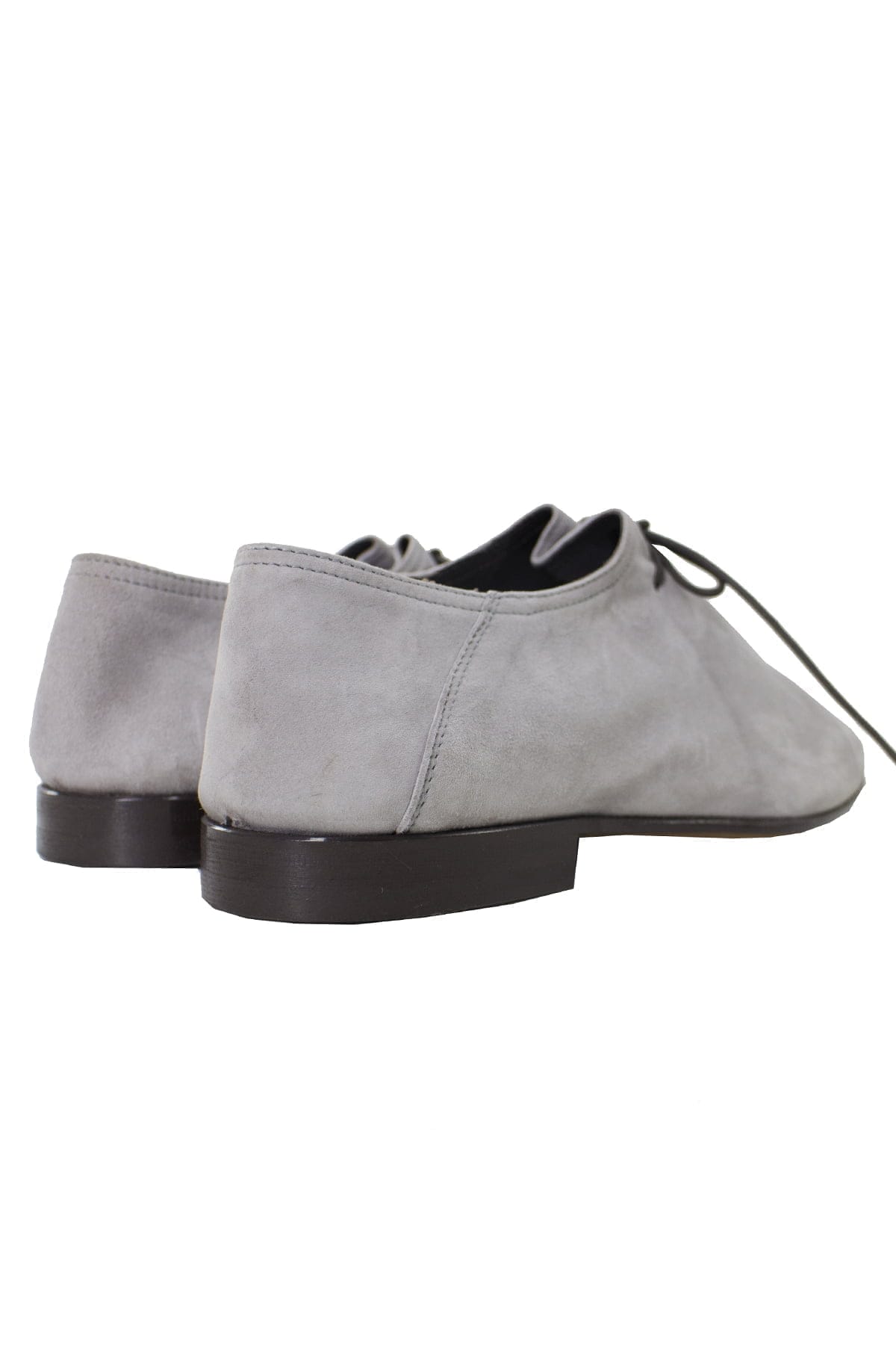 Scarpe basse da uomo grigie in camoscio con chiusura laccio e suola in cuoio made in italy