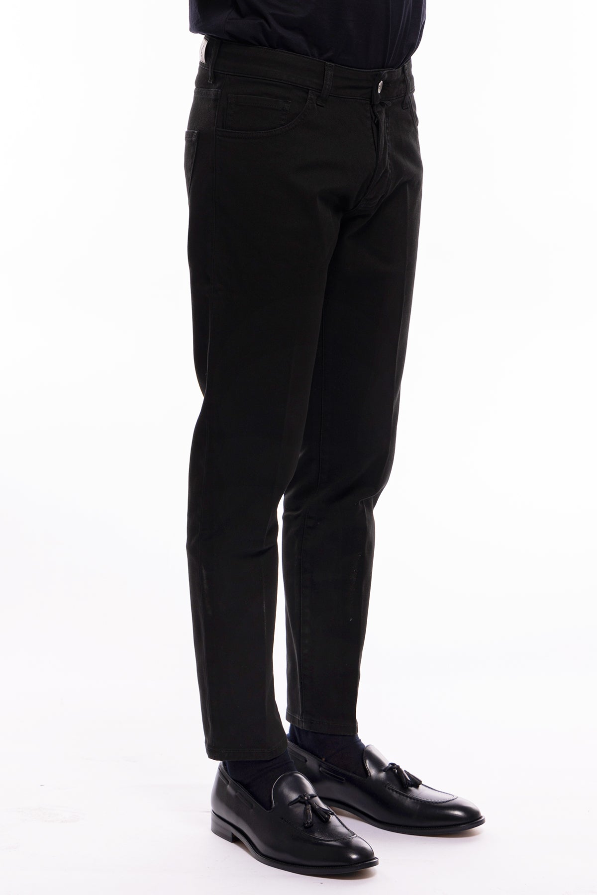 Jeans uomo nero tinta unita modello 5 tasche slim fit estivo made in italy