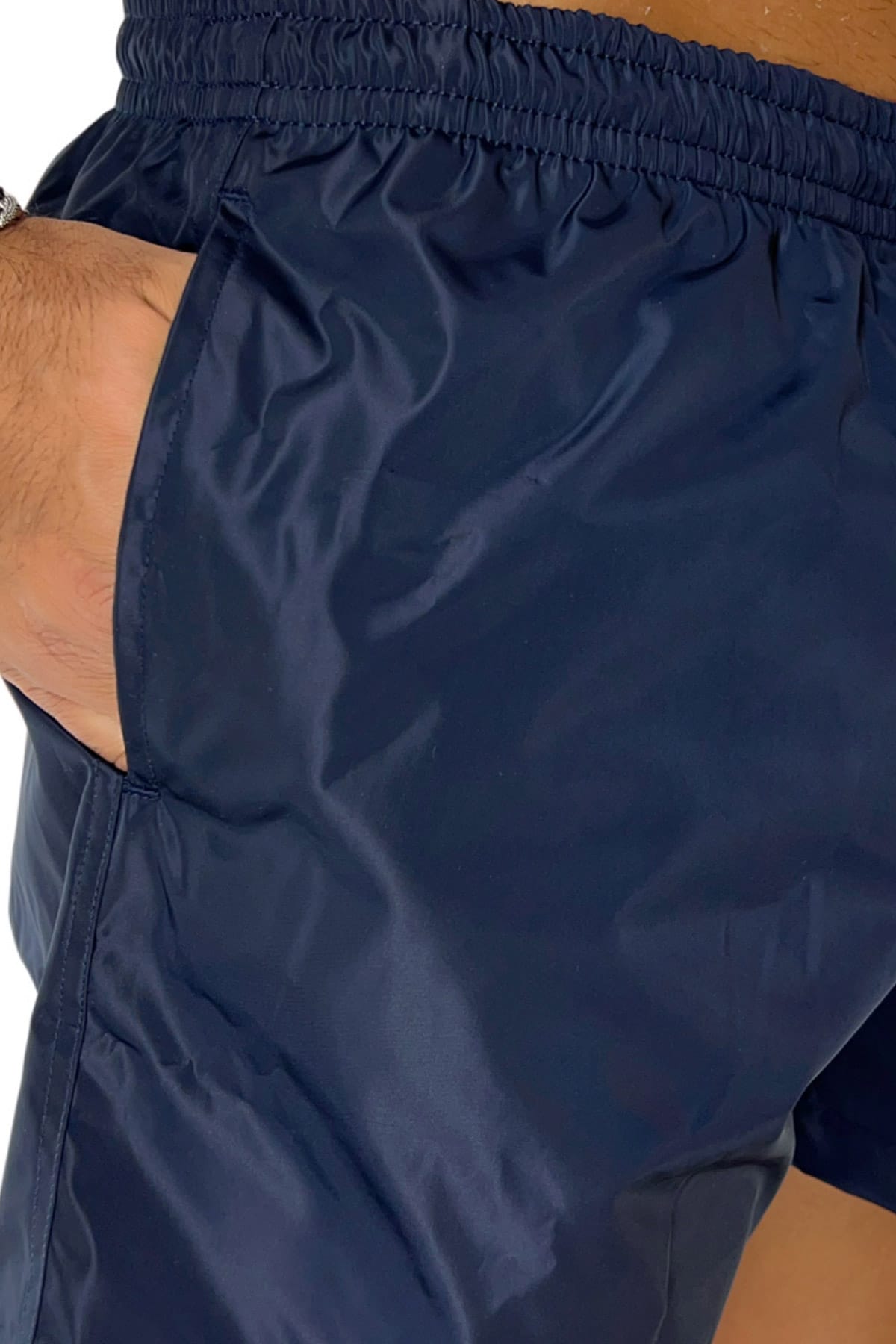 Costume da mare uomo blu tinta unita con tasche laterali a filo e laccio regolabile