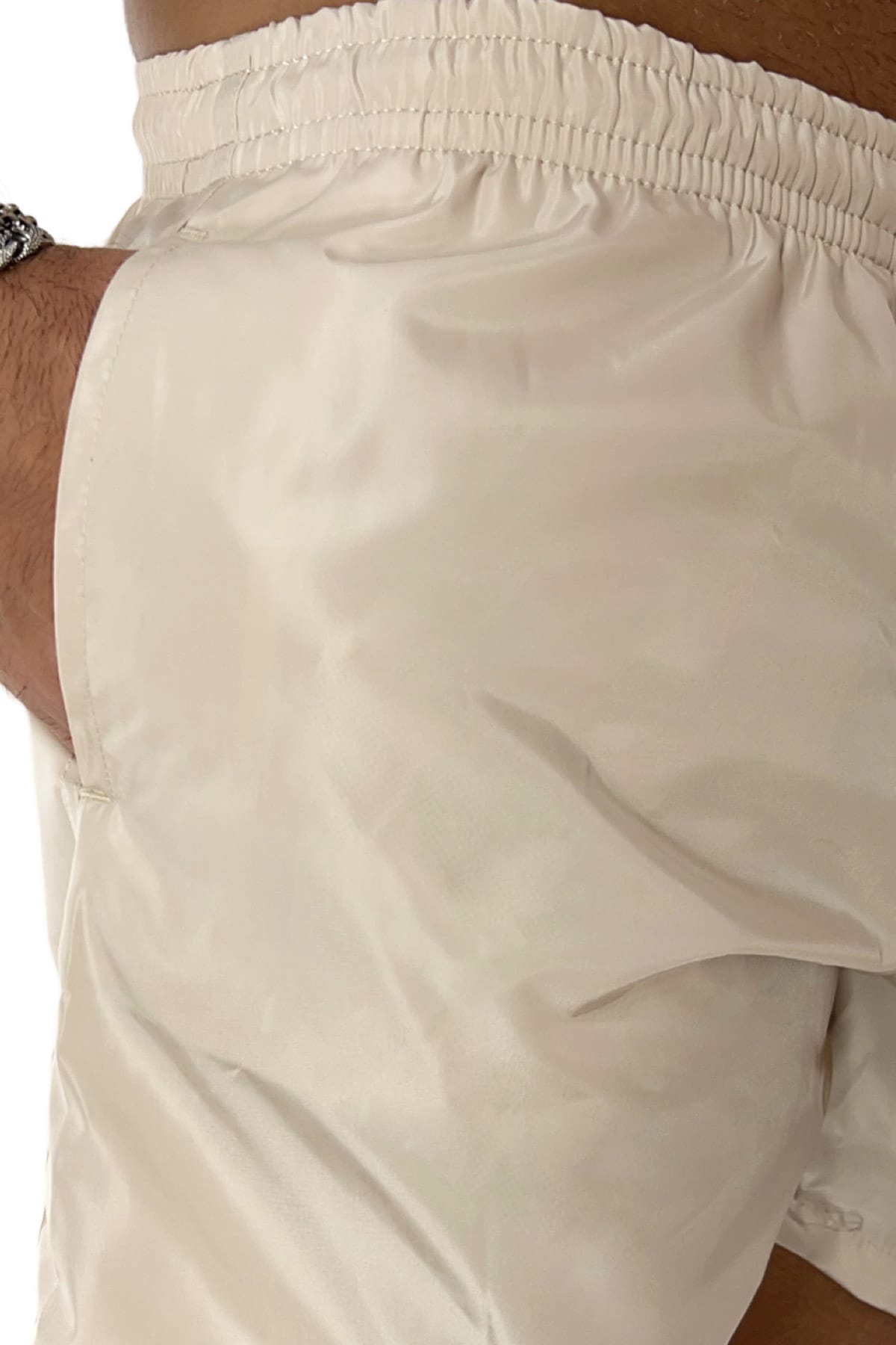 Costume da mare uomo beige tinta unita con tasche laterali a filo e laccio regolabile