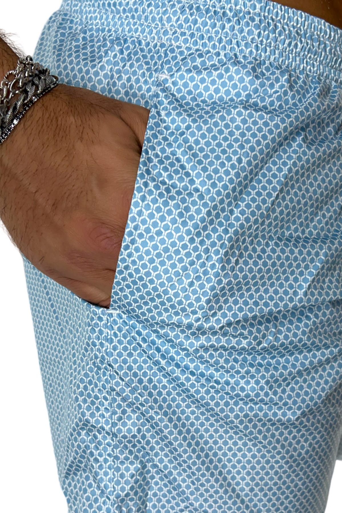 Costume da mare uomo celeste fantasia esagonale con tasche laterali a filo e laccio regolabile