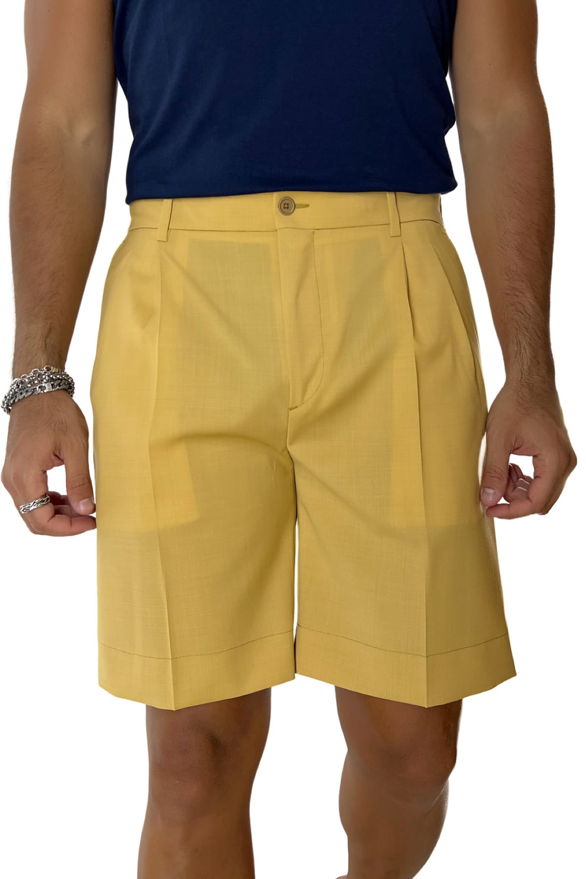 Bermuda uomo giallo in fresco lana con mezza coulisse doppia pinces e tasca america
