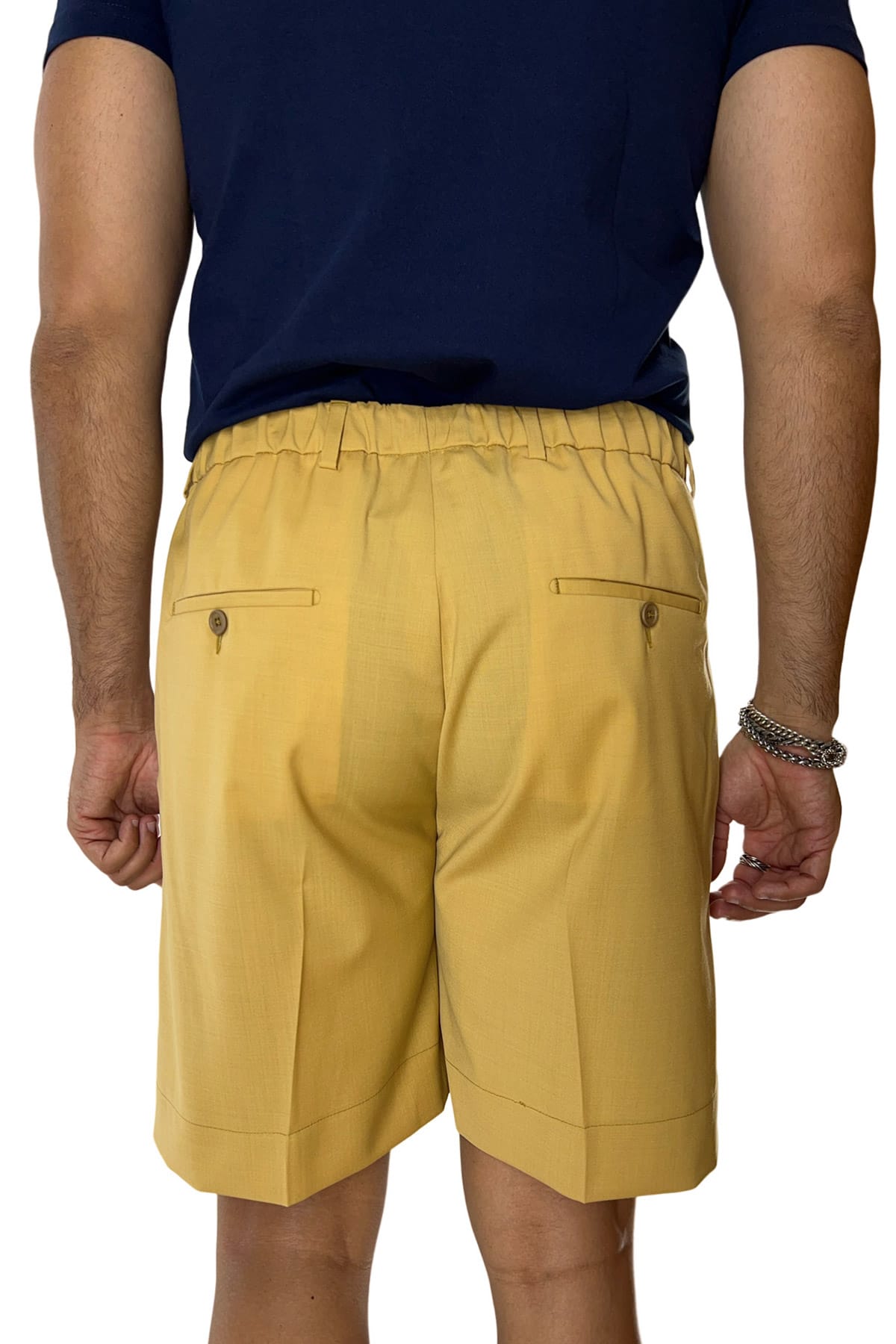 Bermuda uomo giallo in fresco lana con mezza coulisse doppia pinces e tasca america