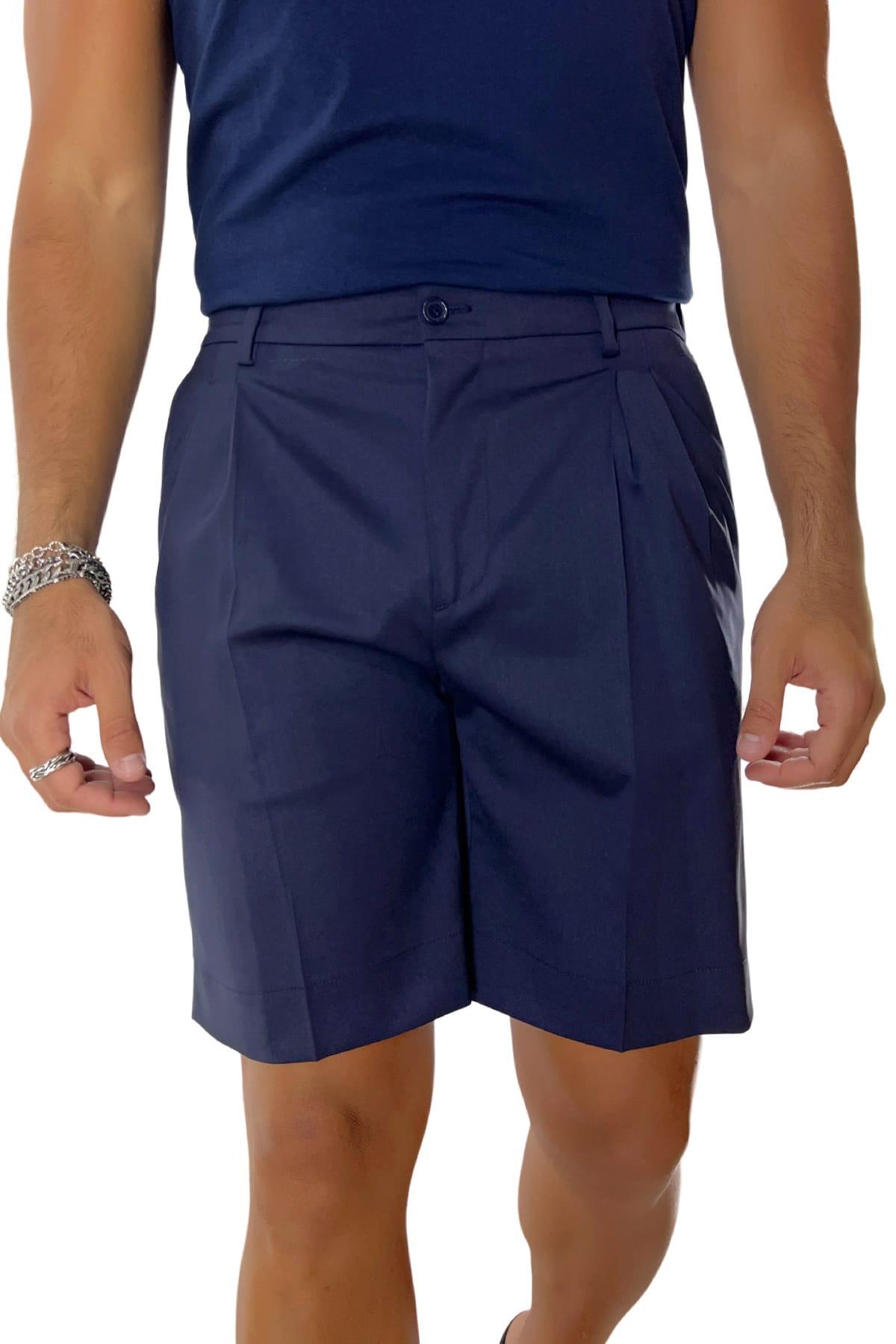 Bermuda uomo blu navy in fresco lana 100% vitale barberis canonico con mezza coulisse doppia pinces e tasca america
