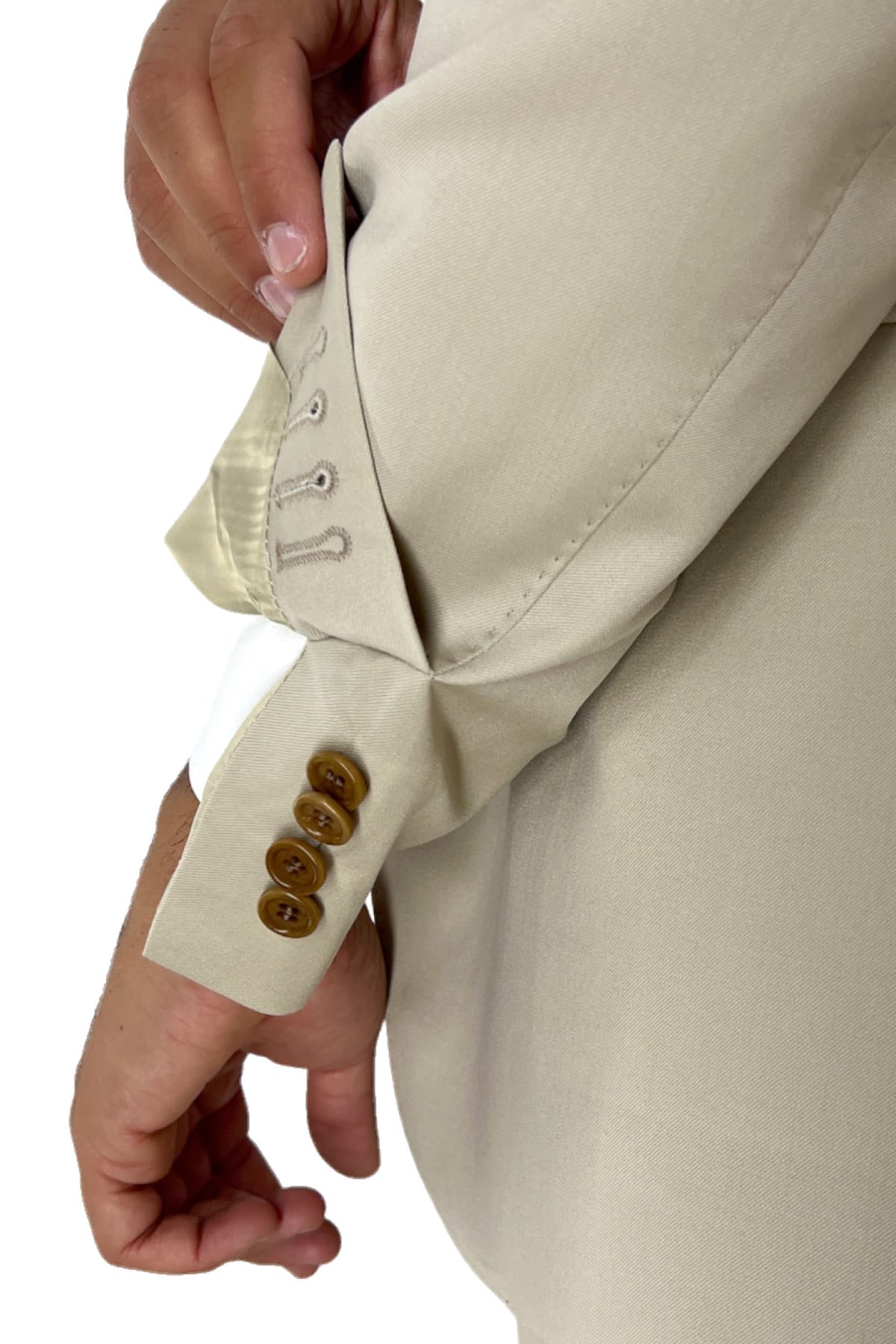 Giacca uomo monopetto beige in fresco lana super 130's con rever a lancia larga tasche a filo