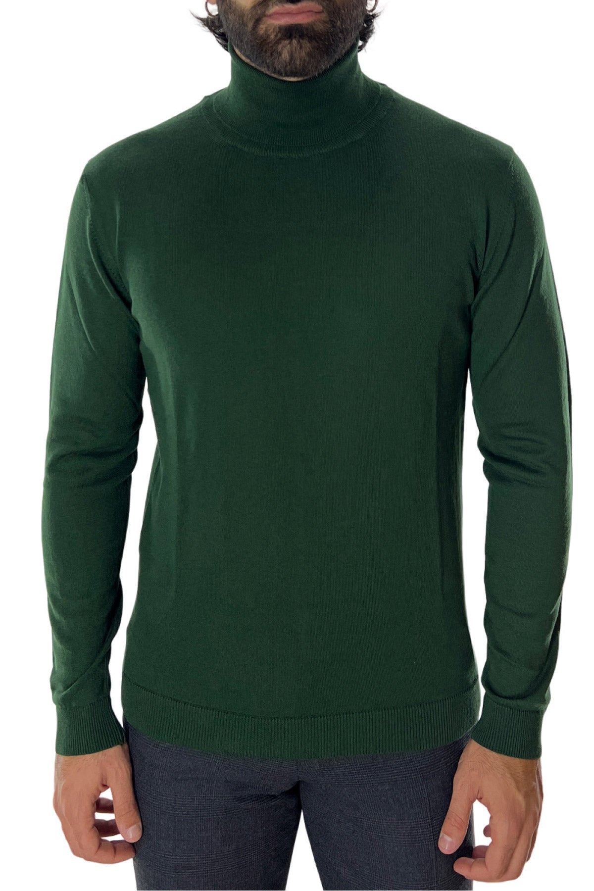 Maglione collo alto uomo verde bottiglia in lana merinos slim fit made in italy tinta unita