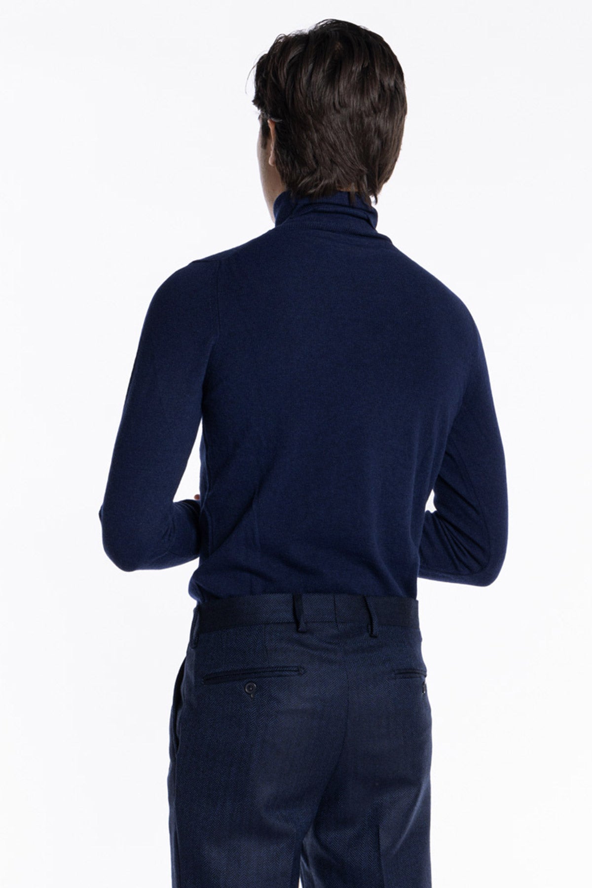 Maglione collo alto uomo navy blu in lana merinos slim fit made in italy tinta unita