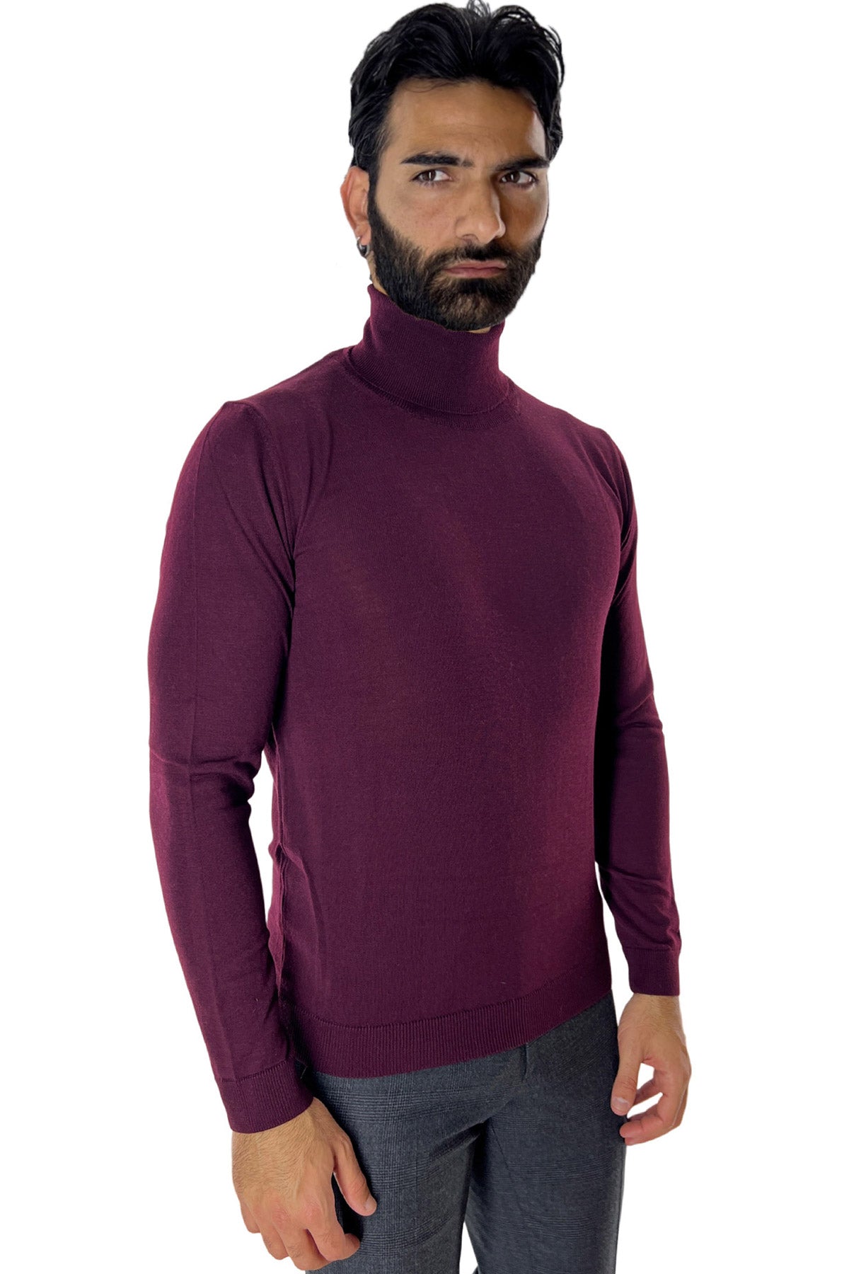 Maglione collo alto uomo bordeaux in lana merinos slim fit made in italy tinta unita
