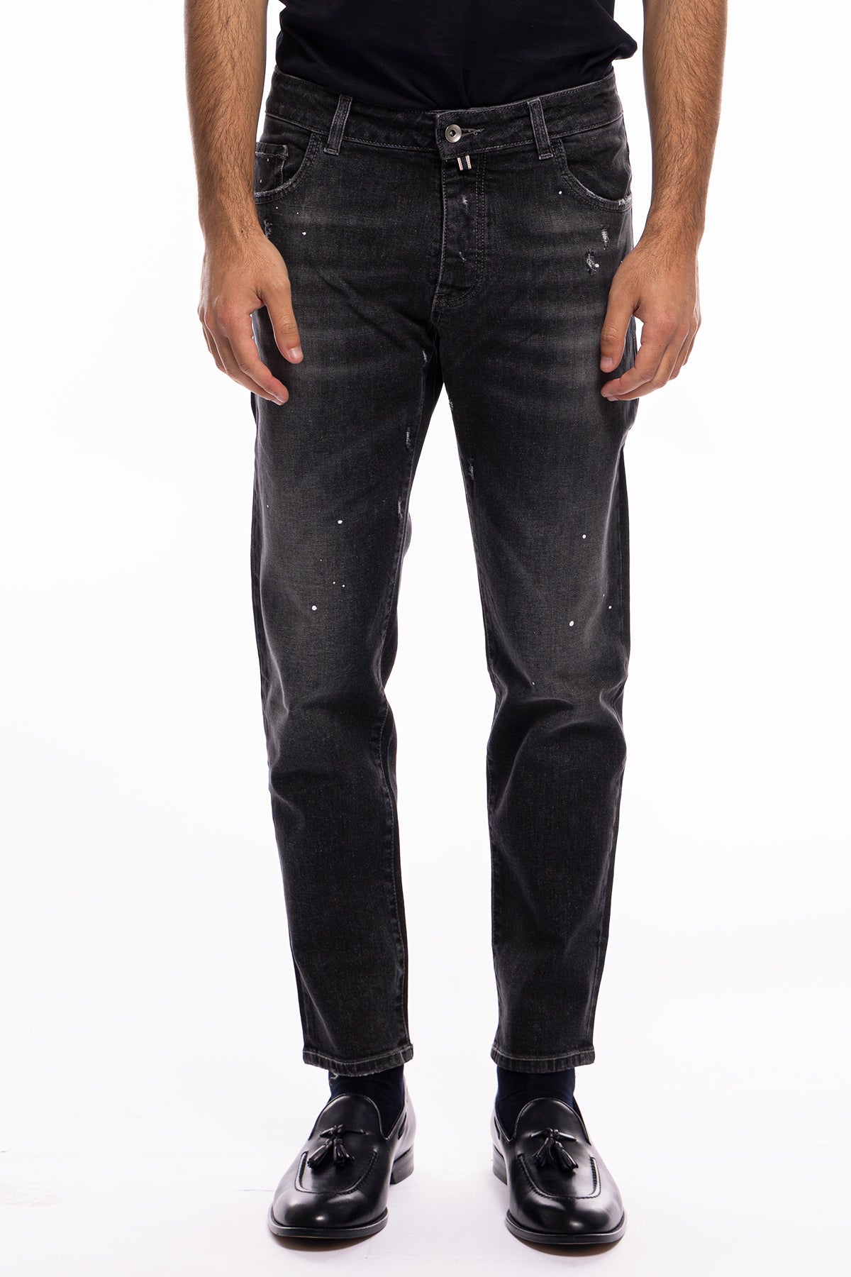 Jeans da uomo grigio scuro con leggere sabbiature bianche e schizzi di pittura