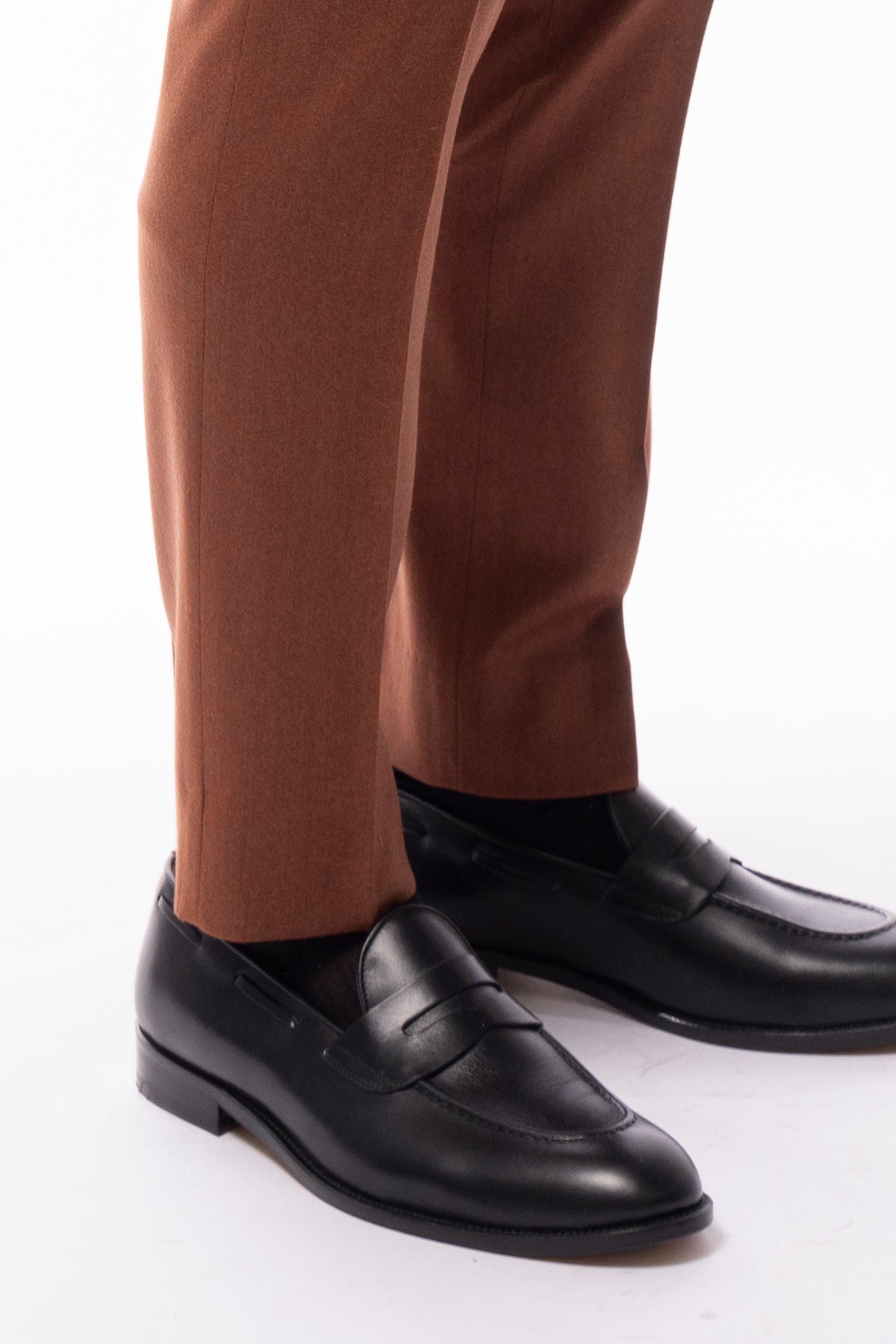 Pantalone uomo coccio in lana 100% tinta unita tasca america orlo a mano