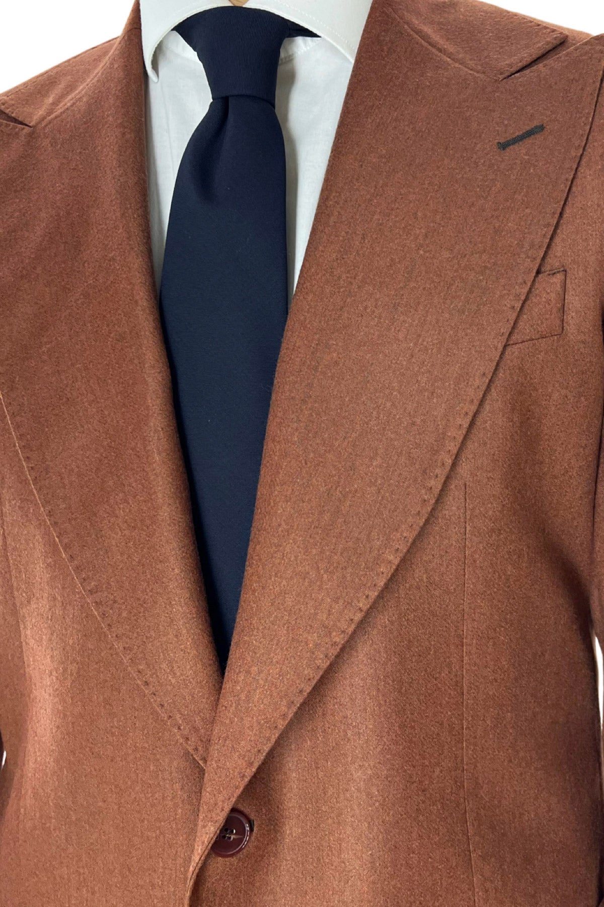 Giacca uomo monopetto coccio in lana tinta unita sartoriale slim fit rever largo